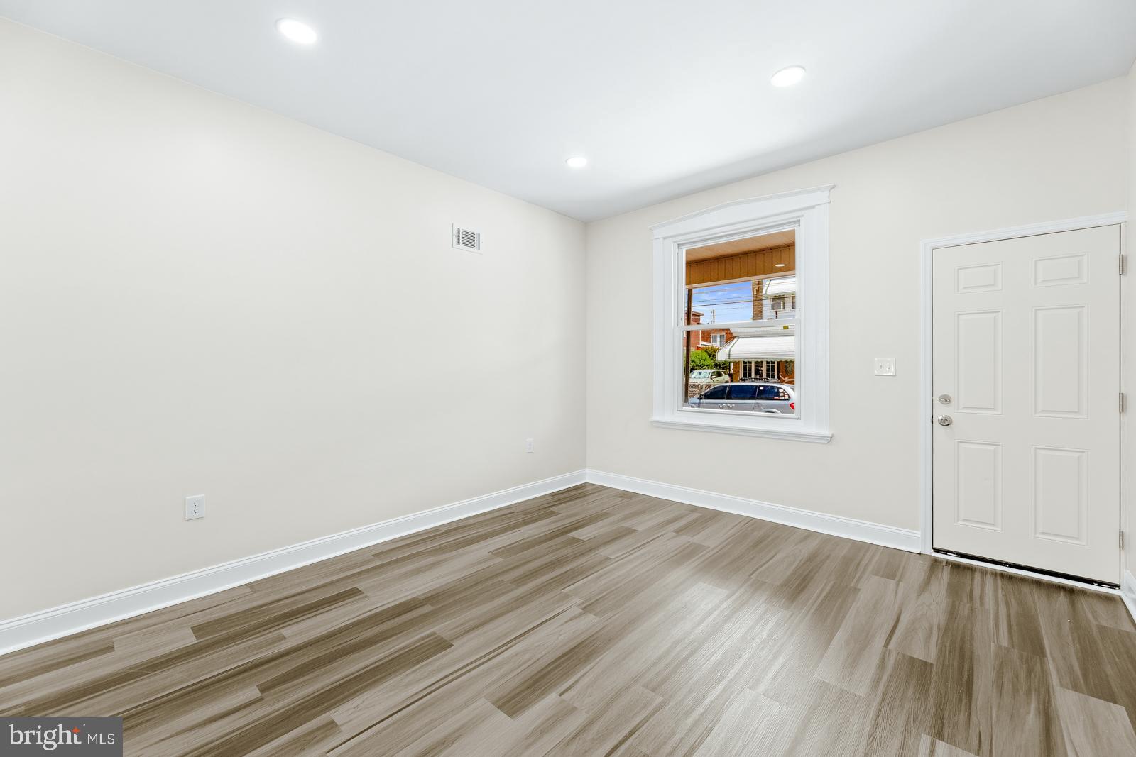 FRANKFORD - Residential