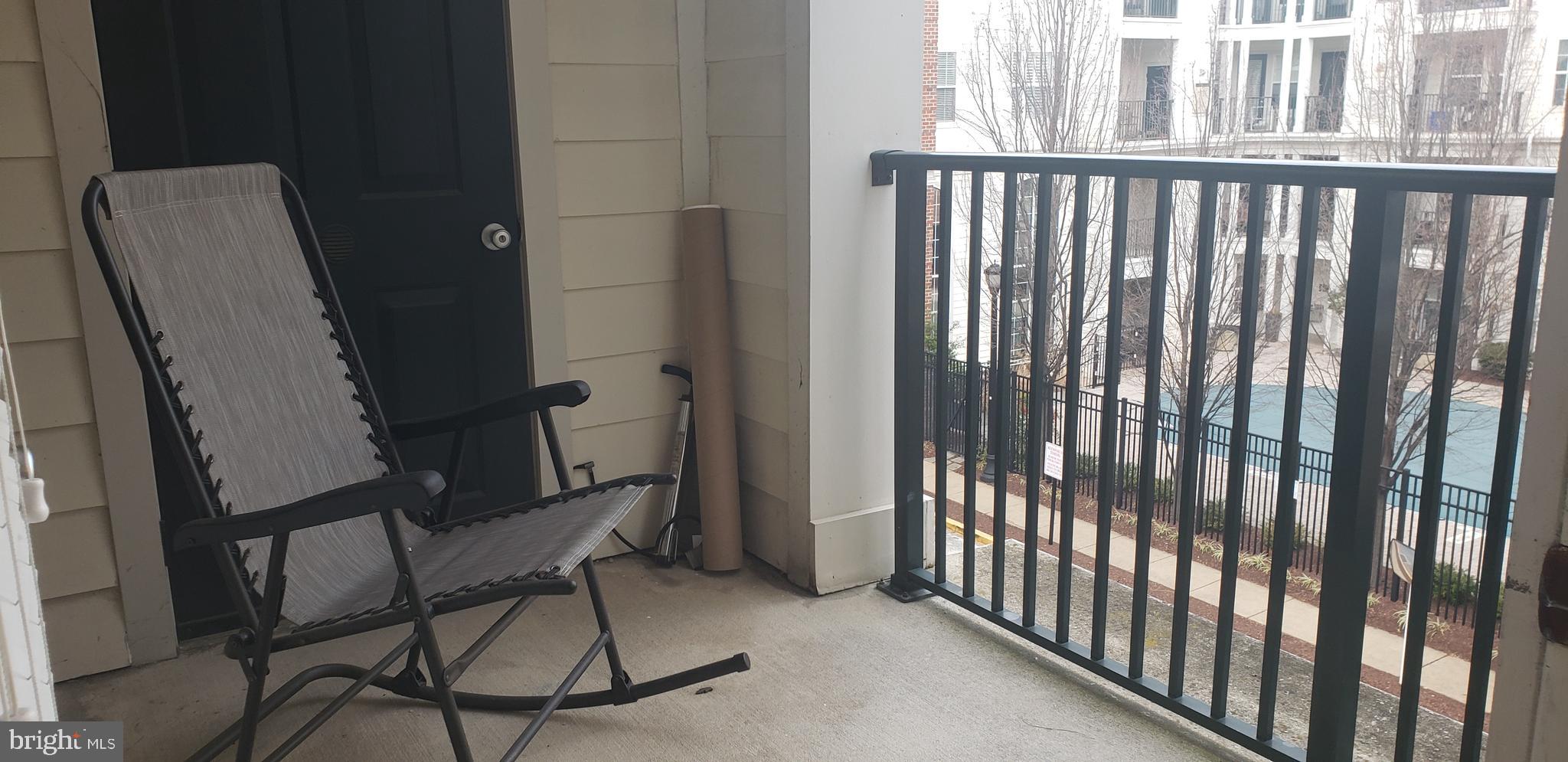 THE KENTLANDS - Residential Lease