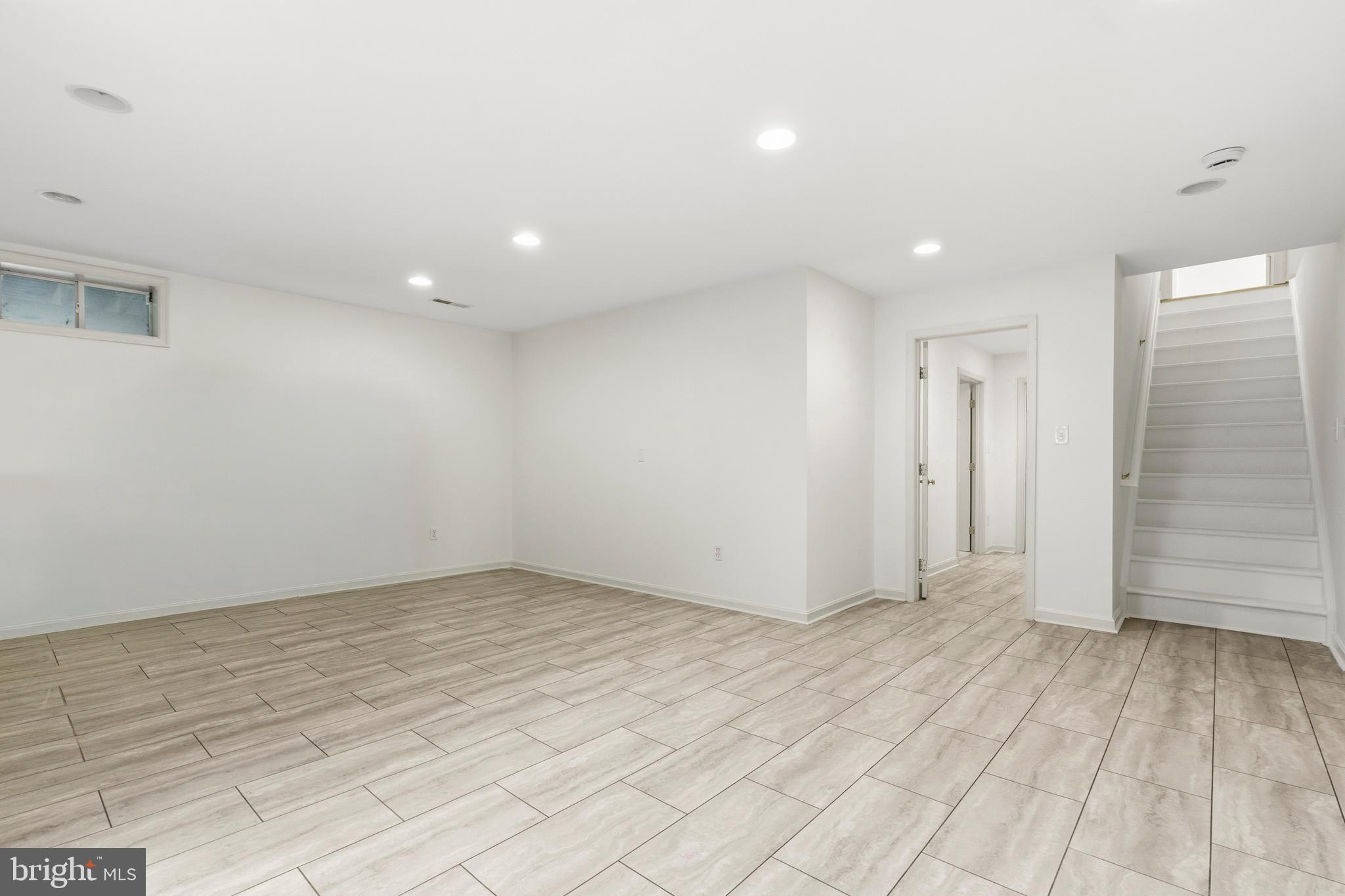 CLARKSBURG OUTSIDE - Residential