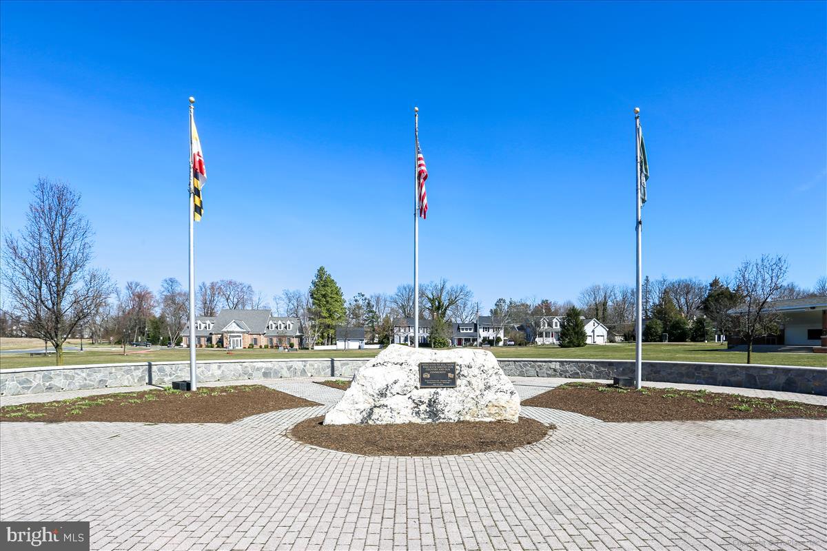 BARNESVILLE OUTSIDE - Residential