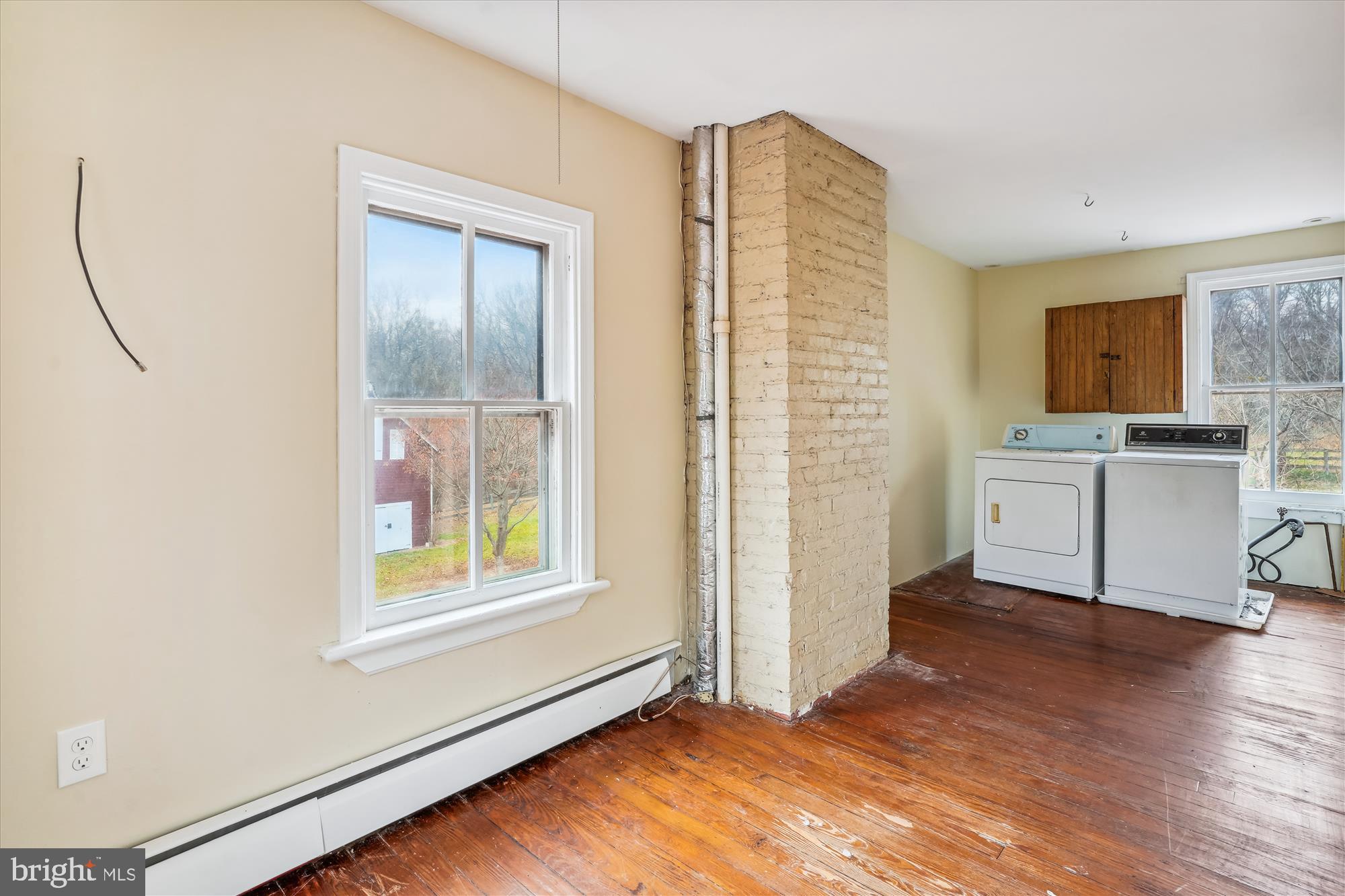 BARNESVILLE OUTSIDE - Residential