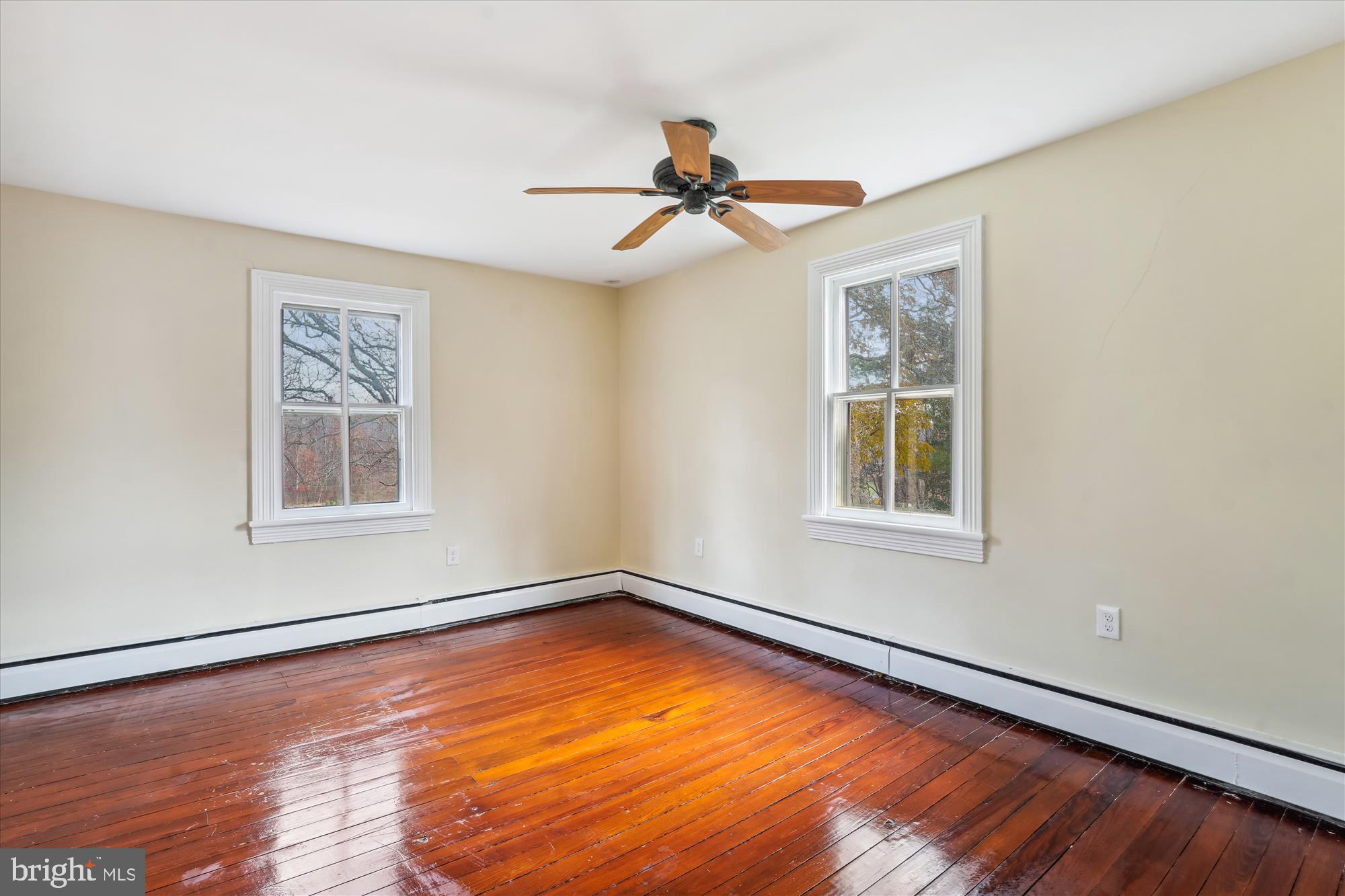 BARNESVILLE OUTSIDE - Residential