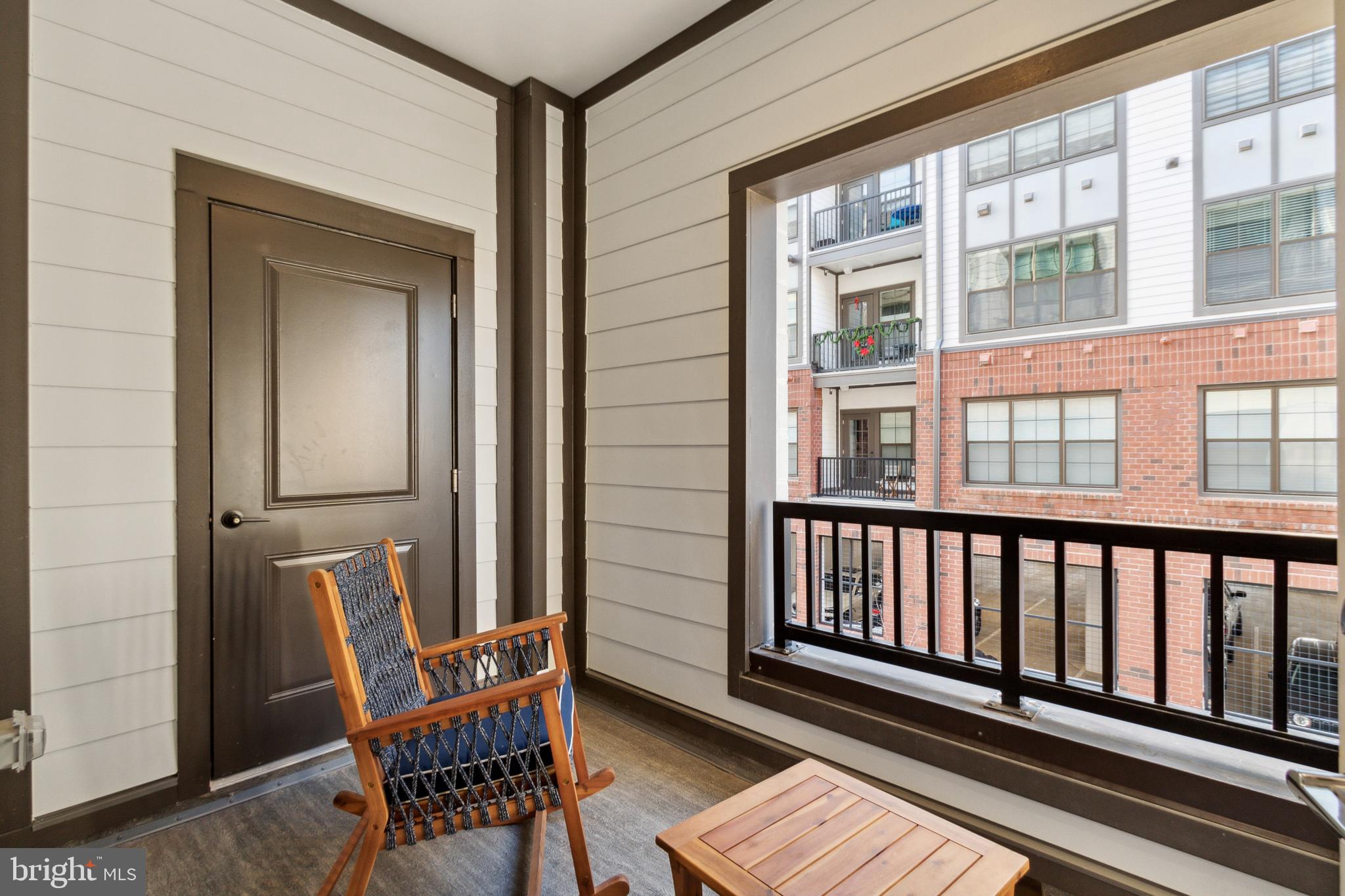 THE FLATS AT NATIONAL HARBOR - Residential Lease