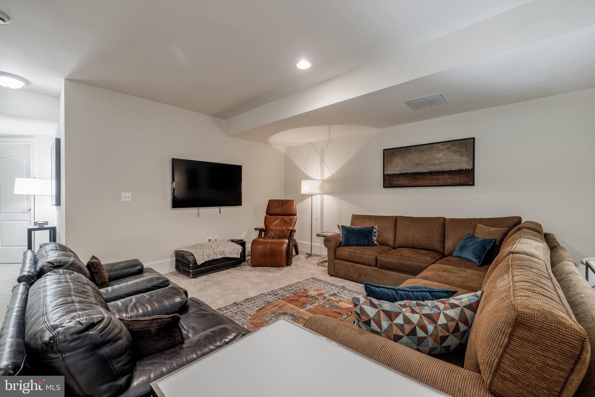 EVANS FARM - Residential
