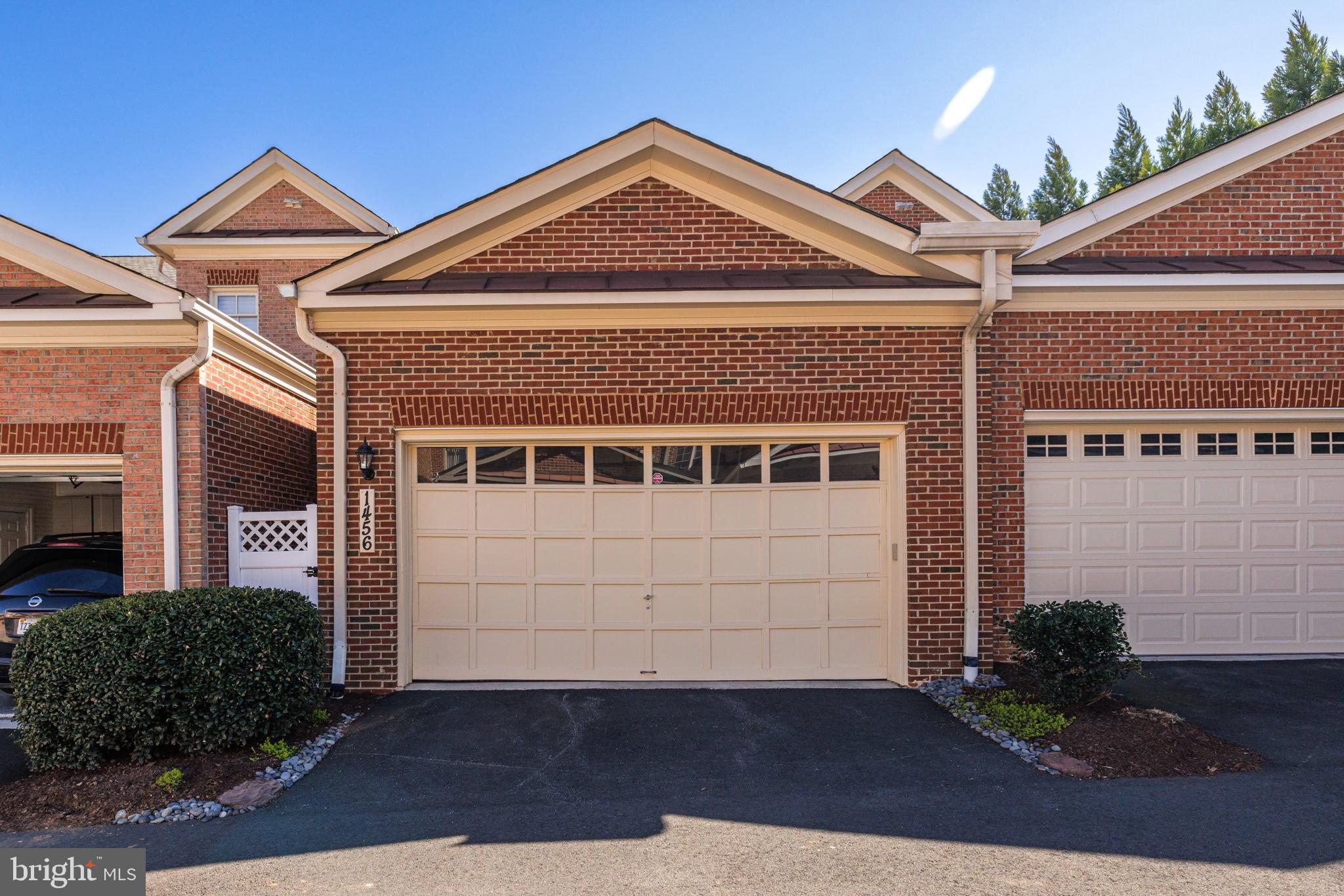 EVANS FARM - Residential