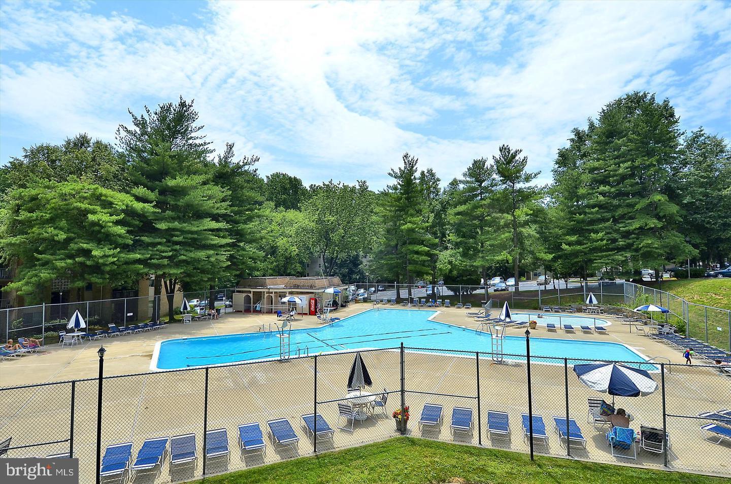 BETHESDA PARK - Residential