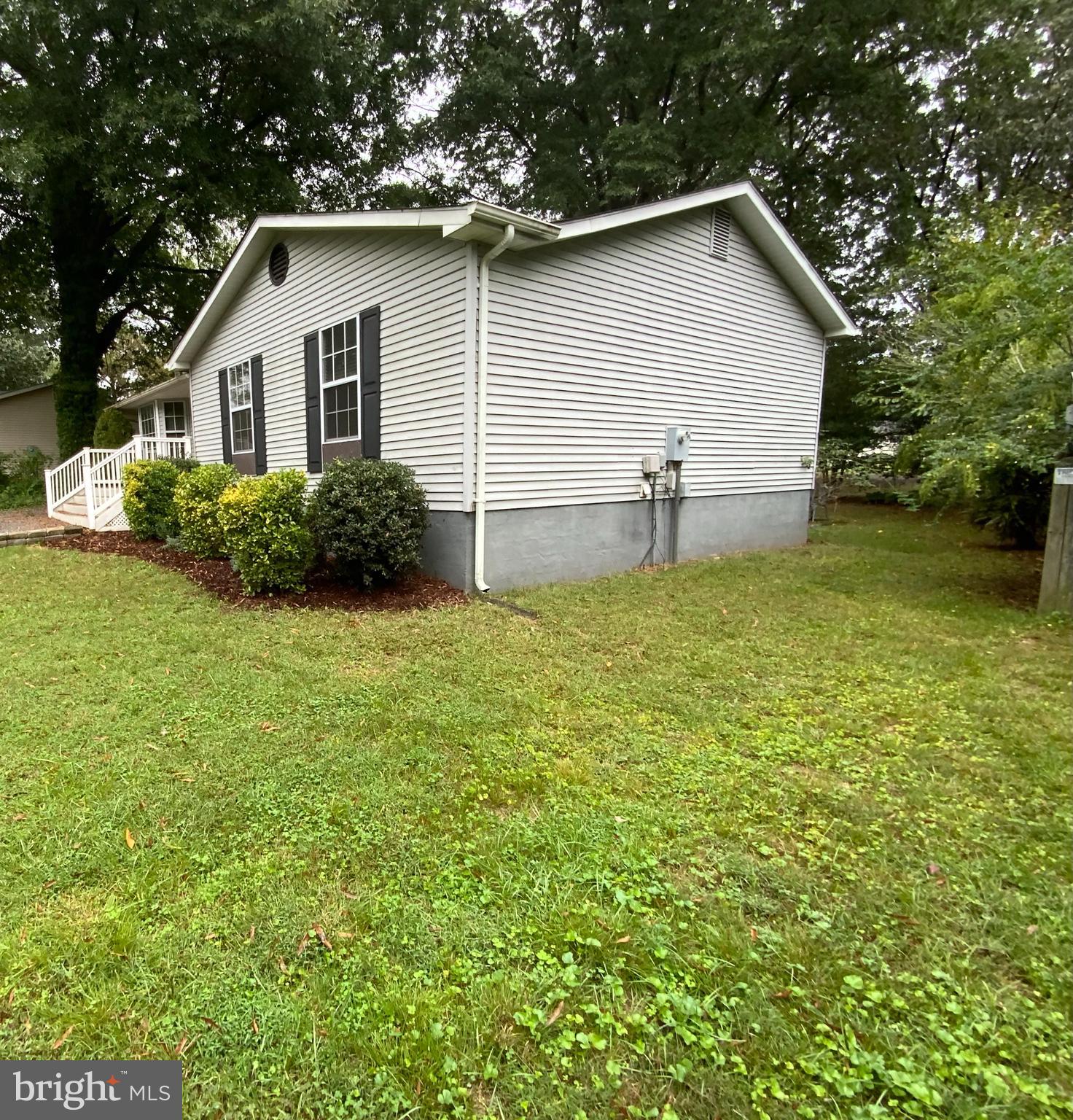 BLUFF POINT - Residential