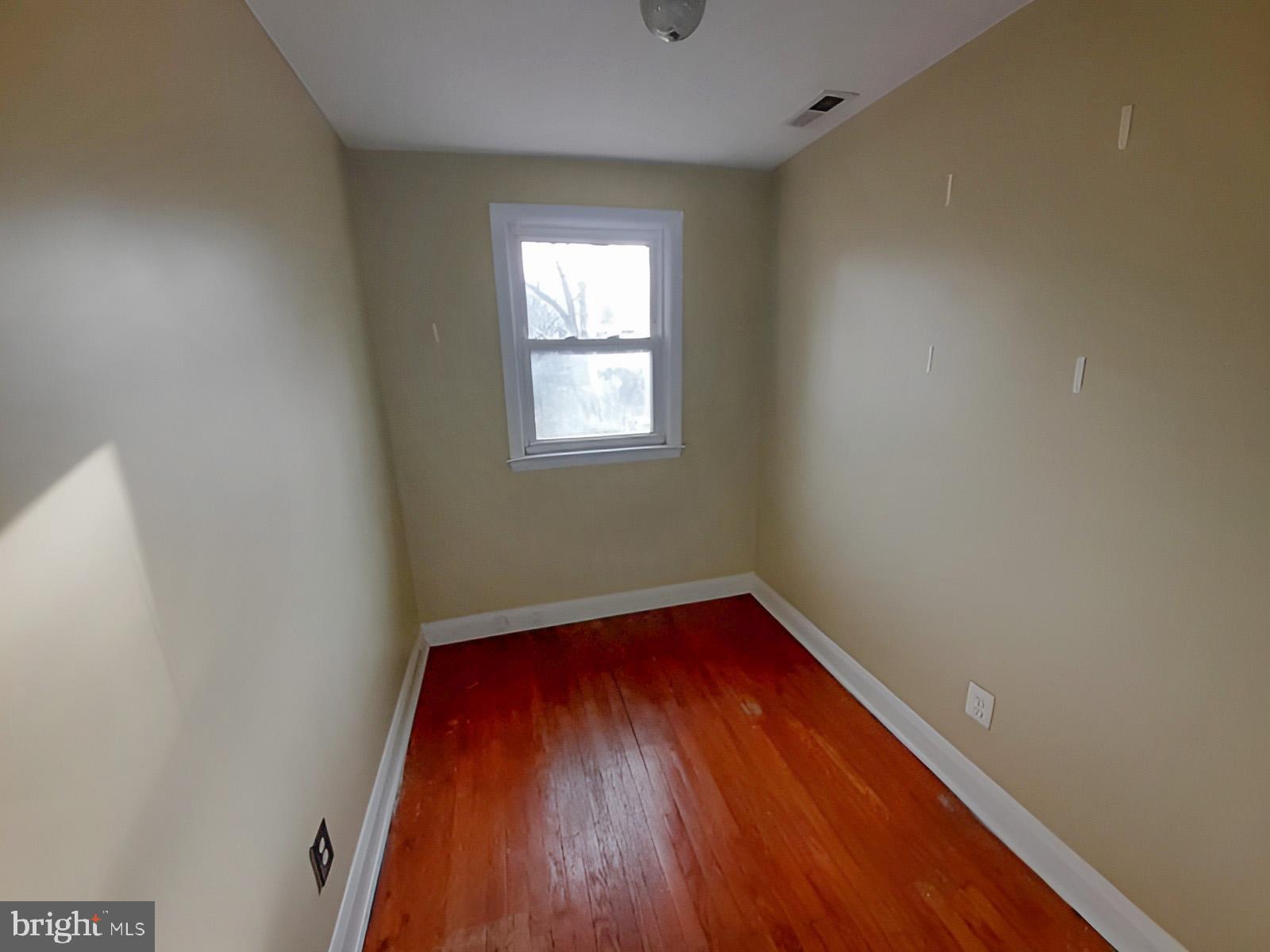 HOWARD PARK - Residential