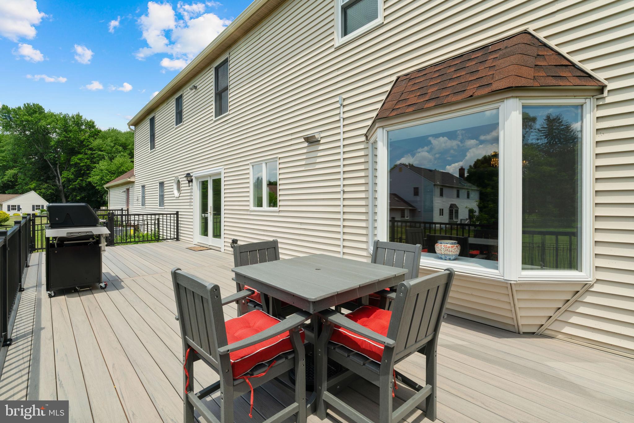 BUCK HILL ACRES - Residential