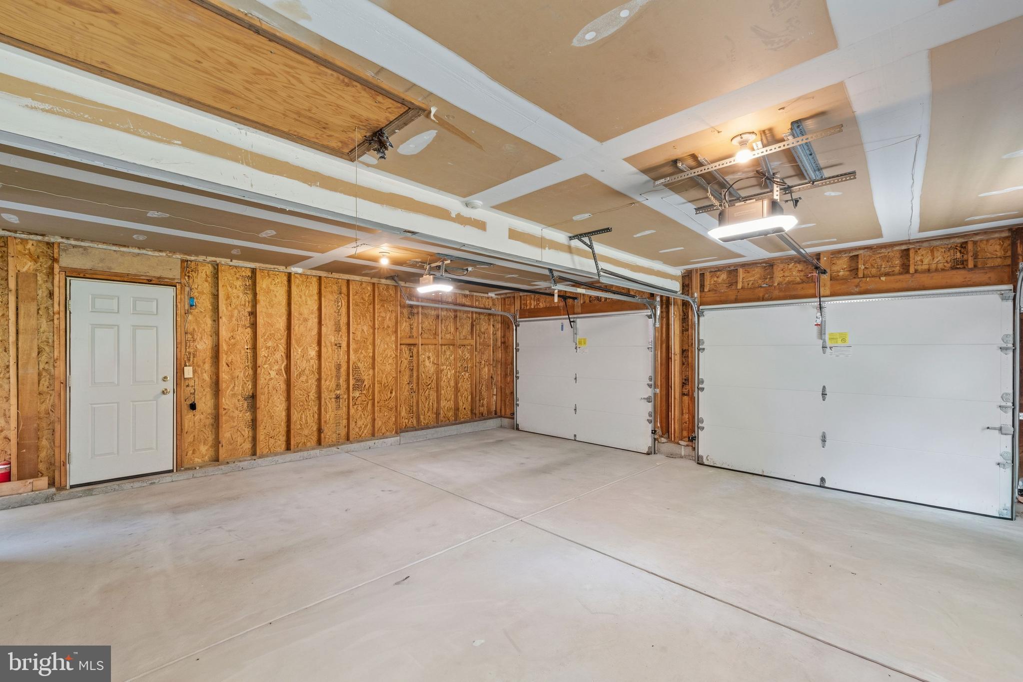 BUCK HILL ACRES - Residential