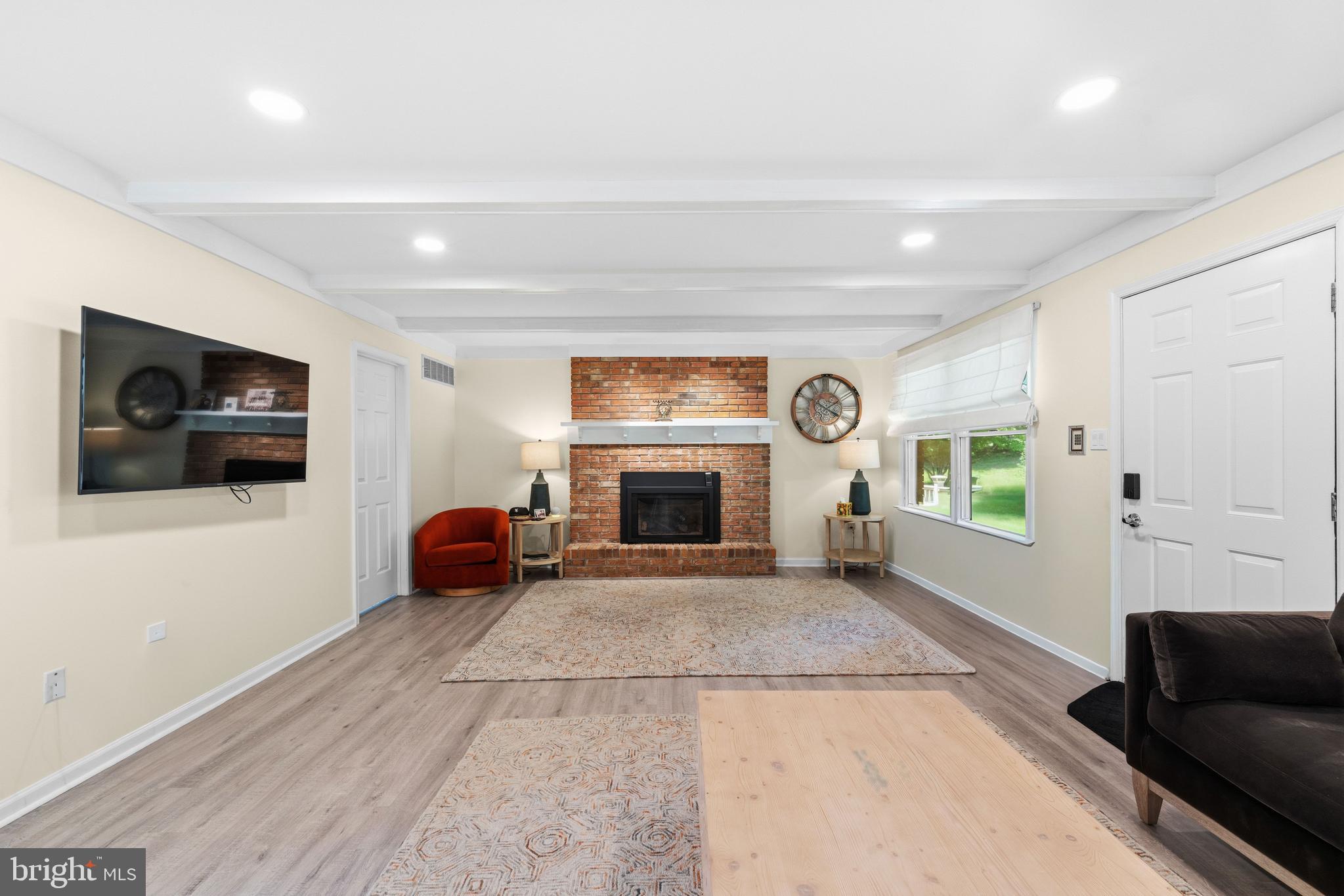 BUCK HILL ACRES - Residential