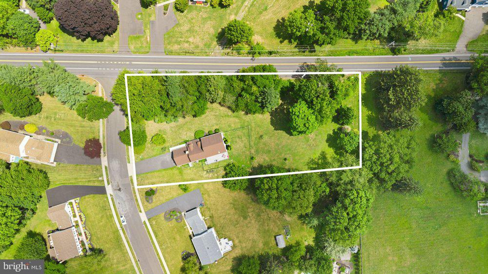 BUCK HILL ACRES - Residential