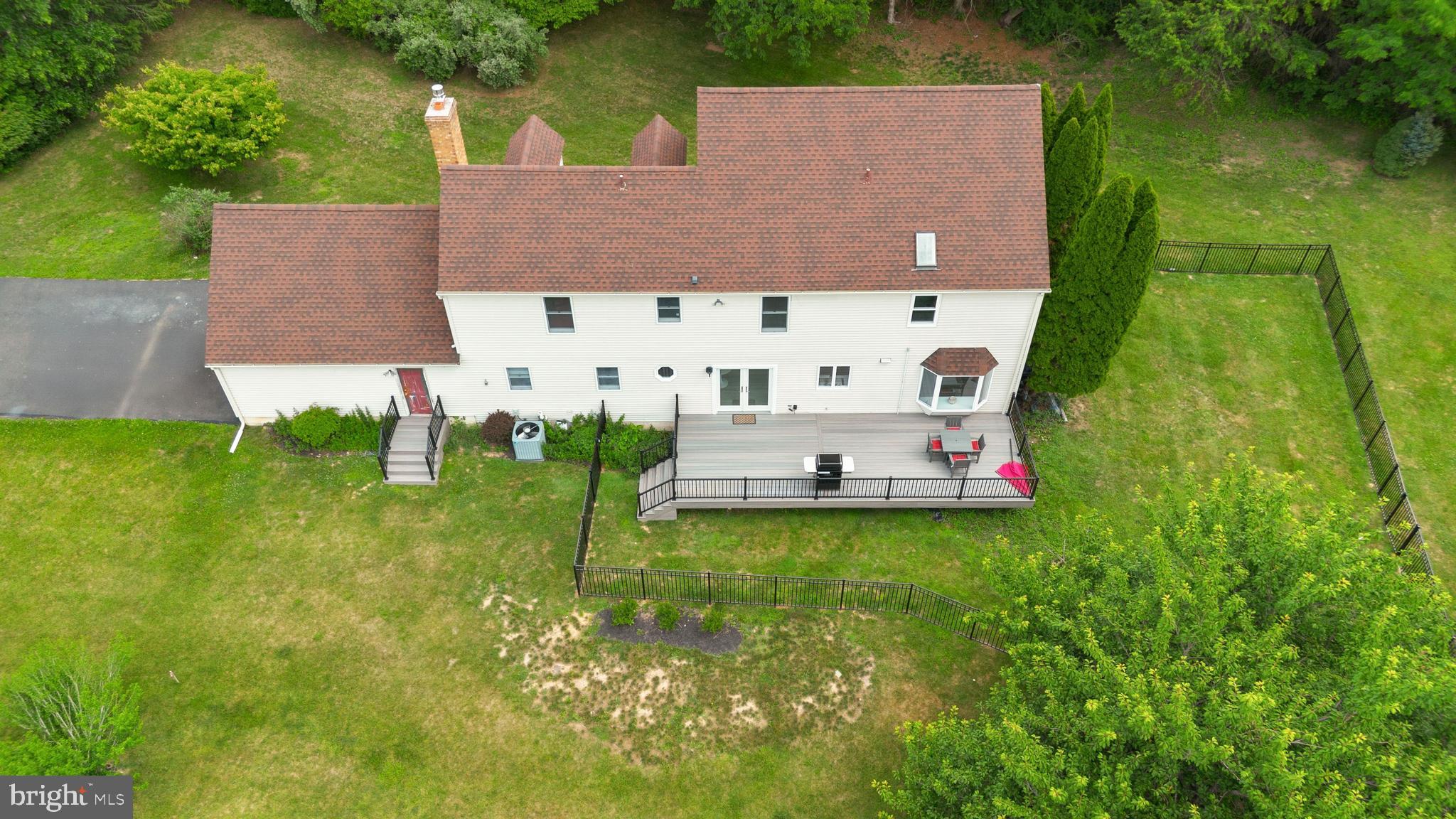 BUCK HILL ACRES - Residential