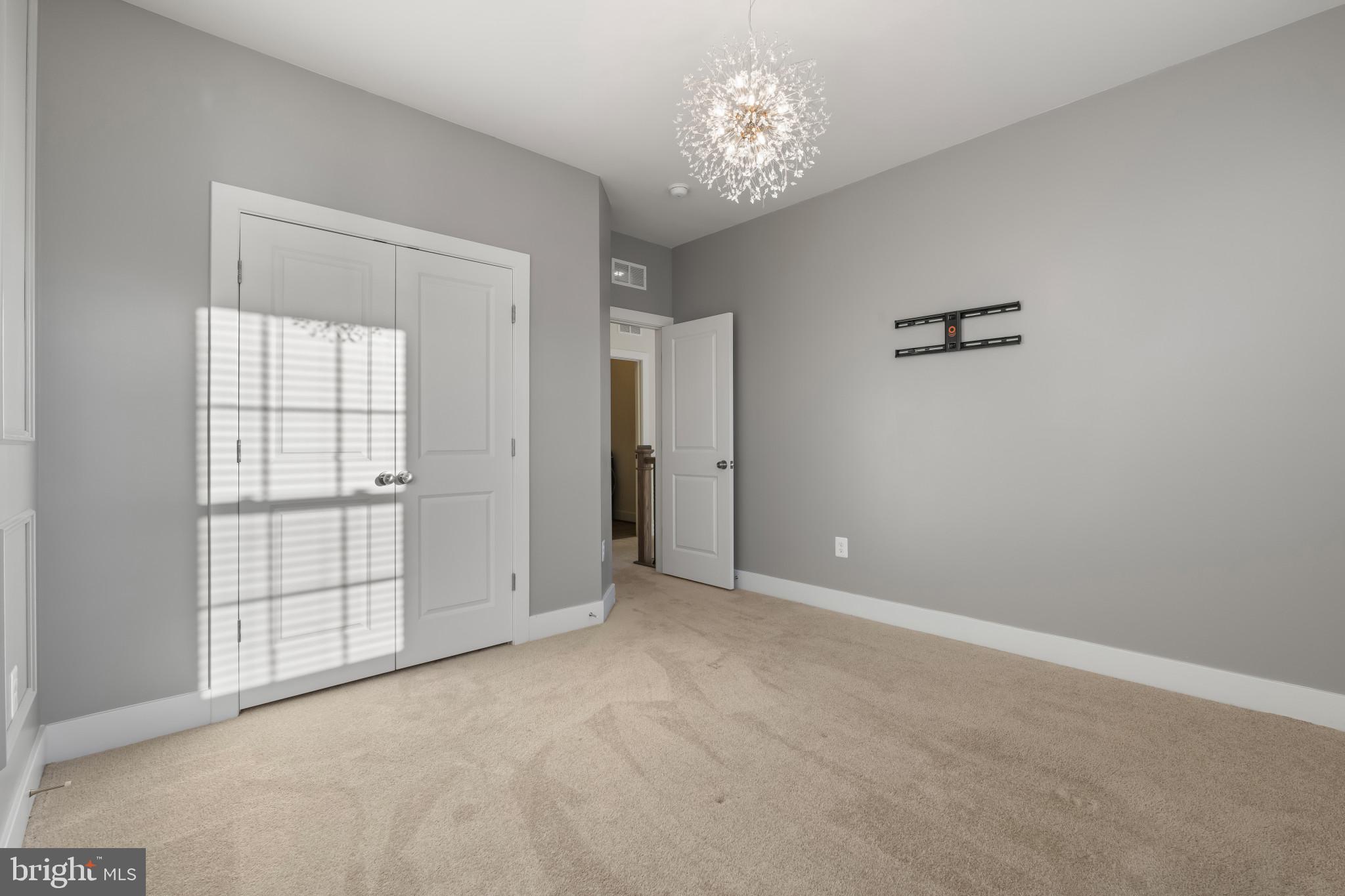 SIGNATURE CLUB - Residential