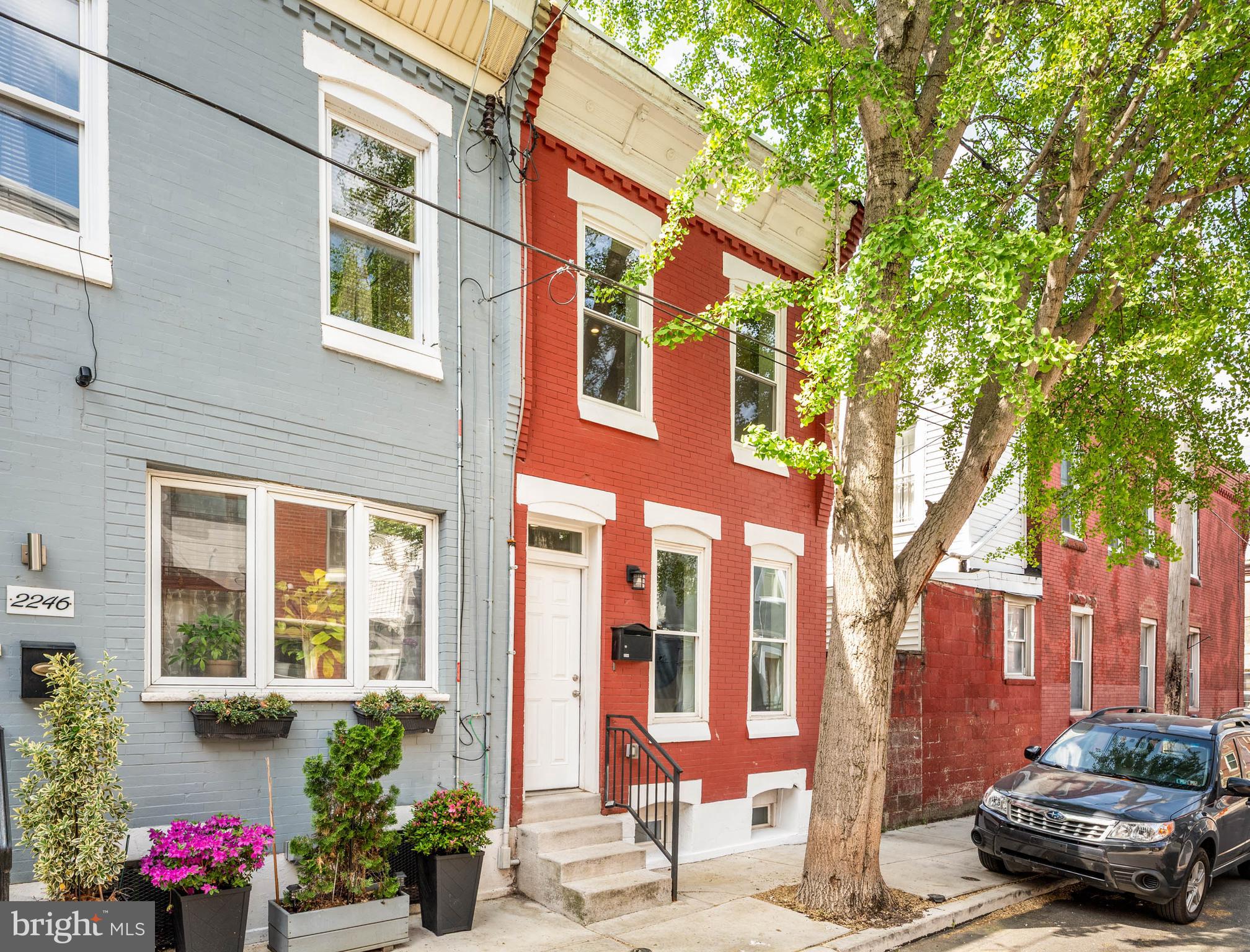 POINT BREEZE - Residential