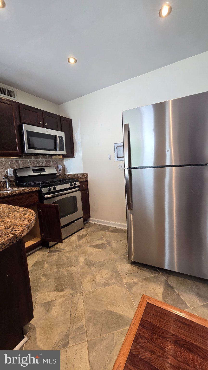 OCCOQUAN RIDGE - Residential