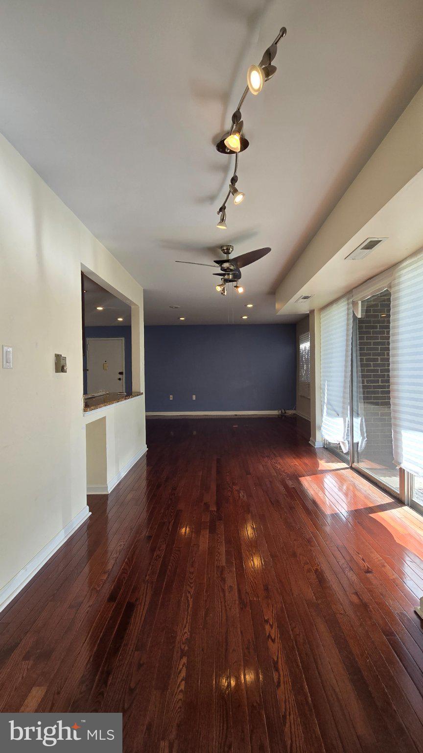 OCCOQUAN RIDGE - Residential