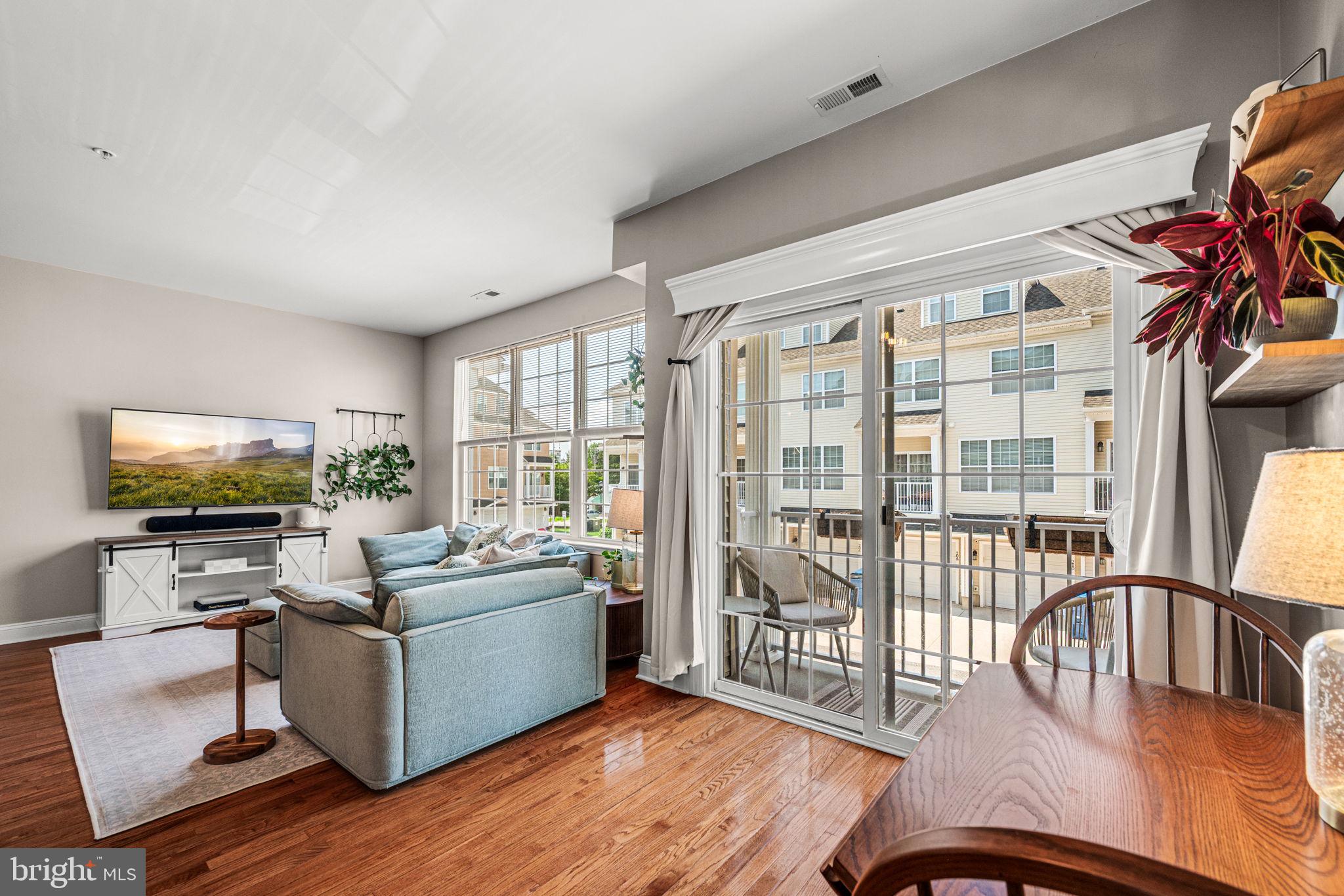 UNION STATION AT WC - Residential