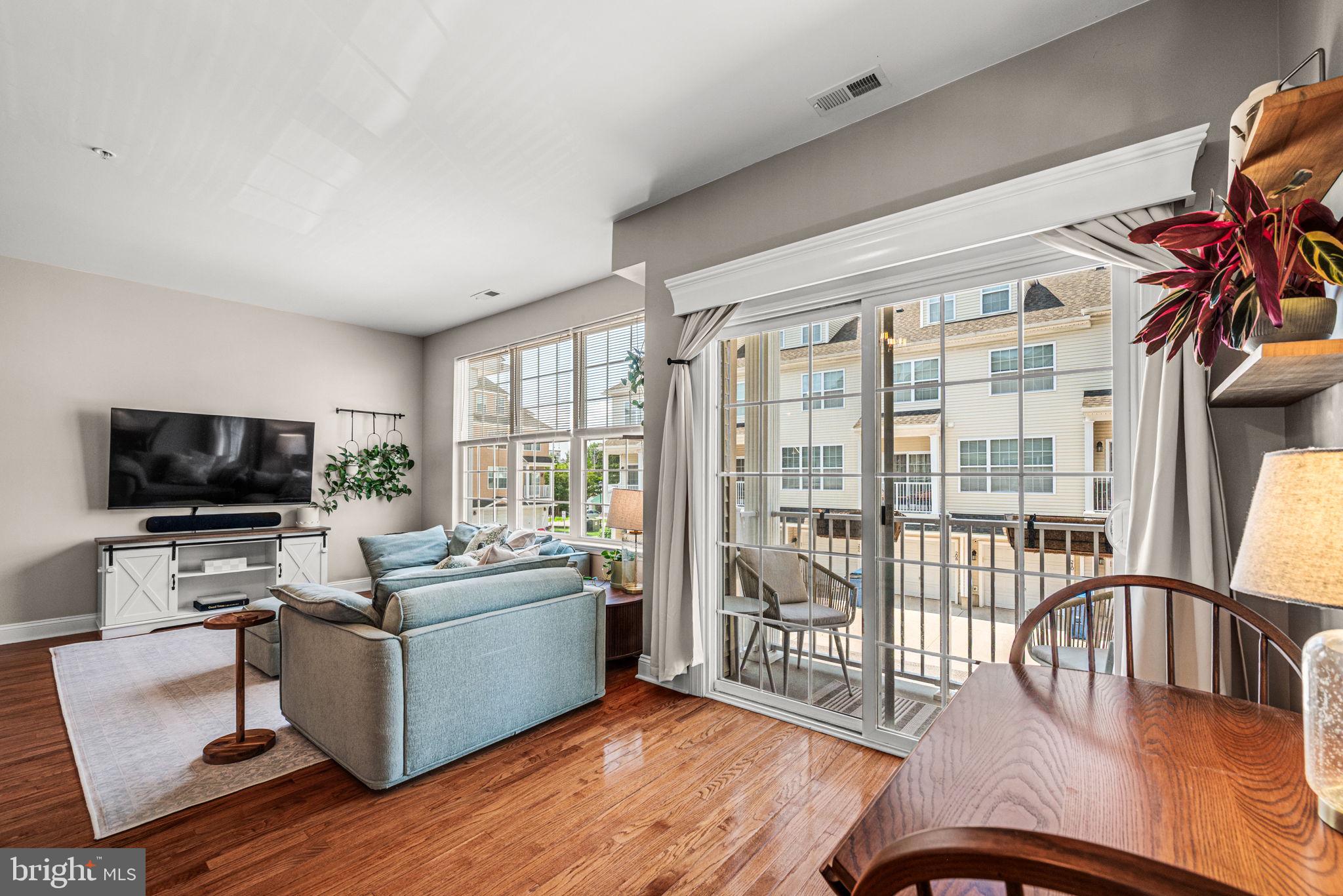 UNION STATION AT WC - Residential