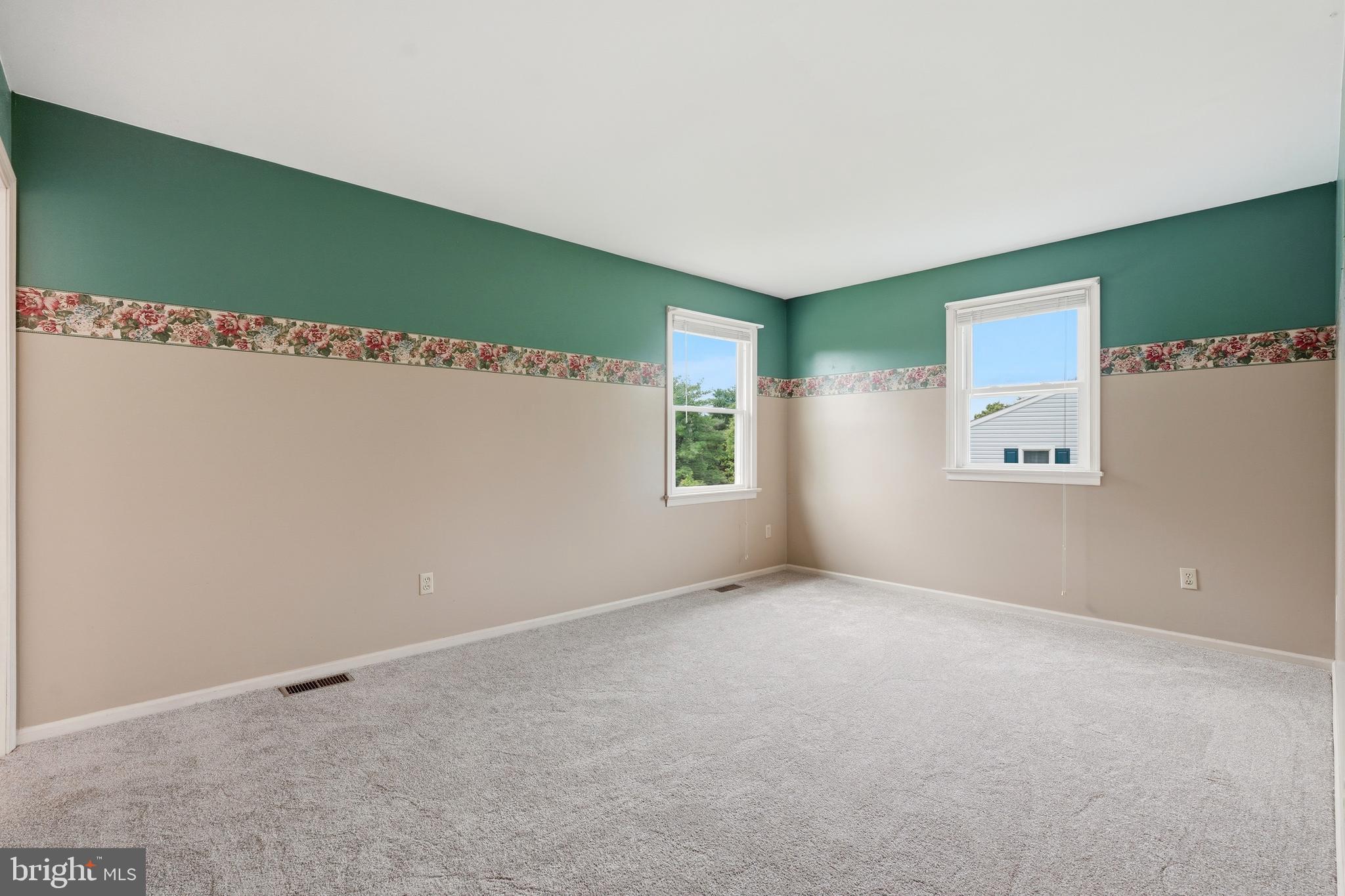 STERLING KNOLL - Residential