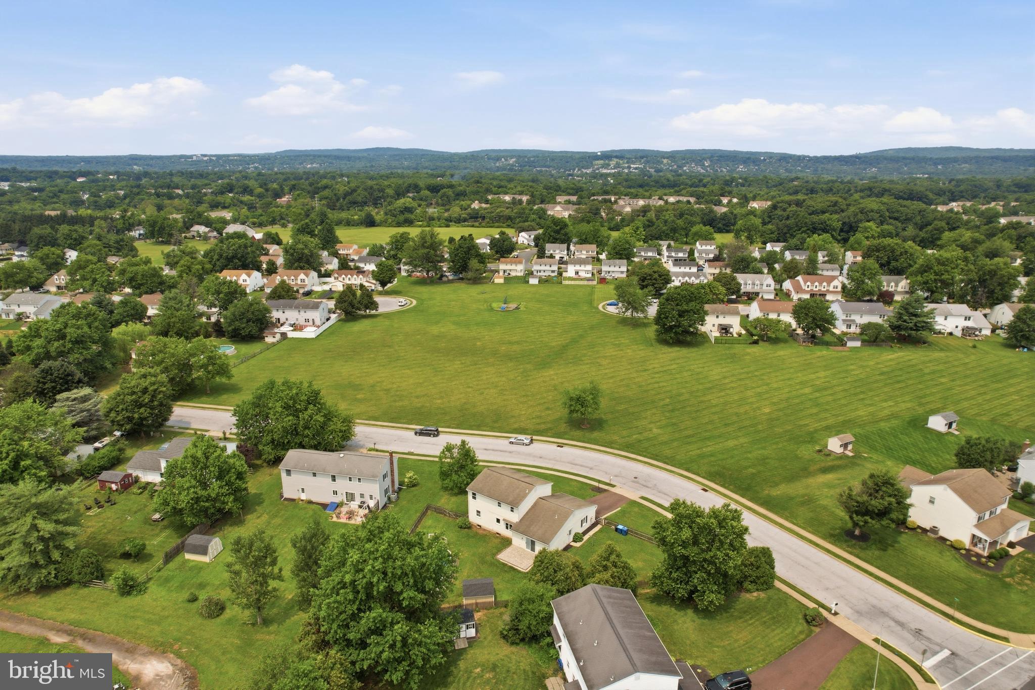 STERLING KNOLL - Residential
