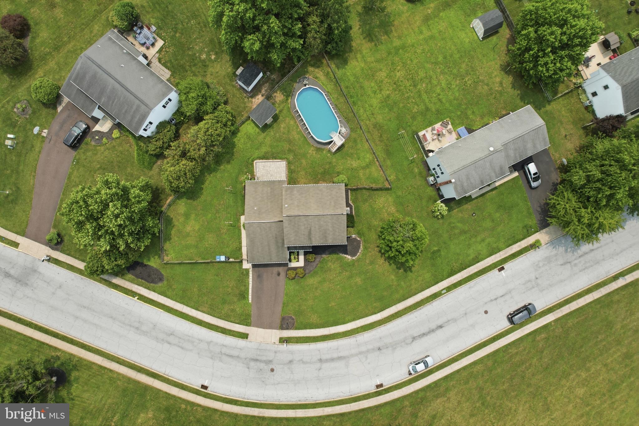 STERLING KNOLL - Residential