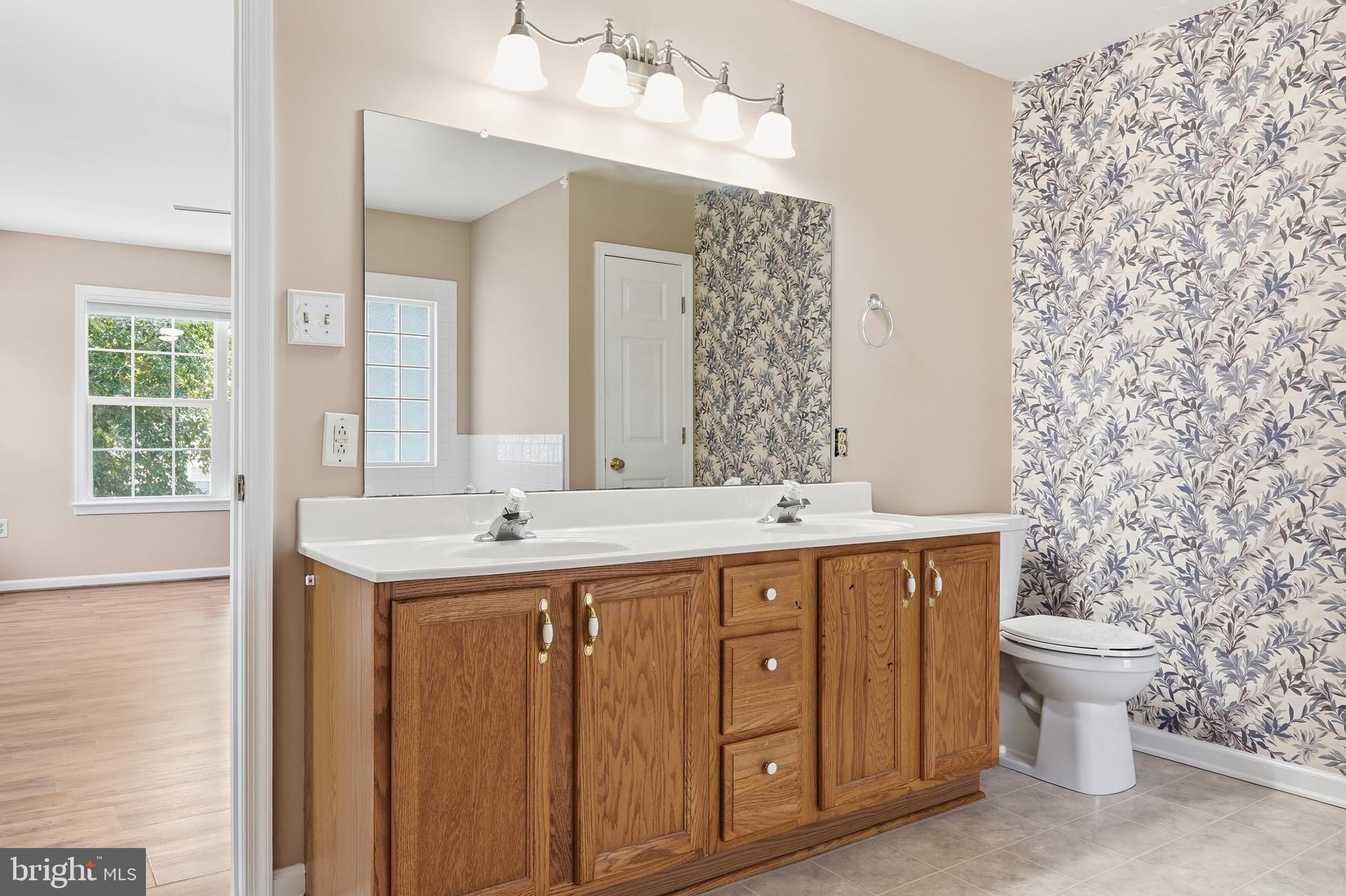 DEER LAKE ESTATES - Residential