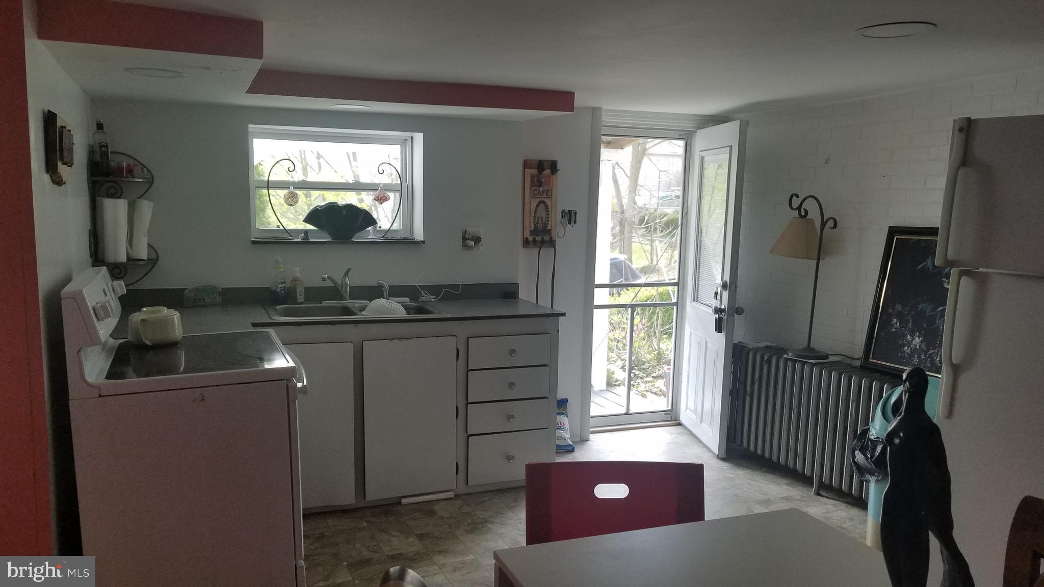 EAST SIDE - Residential