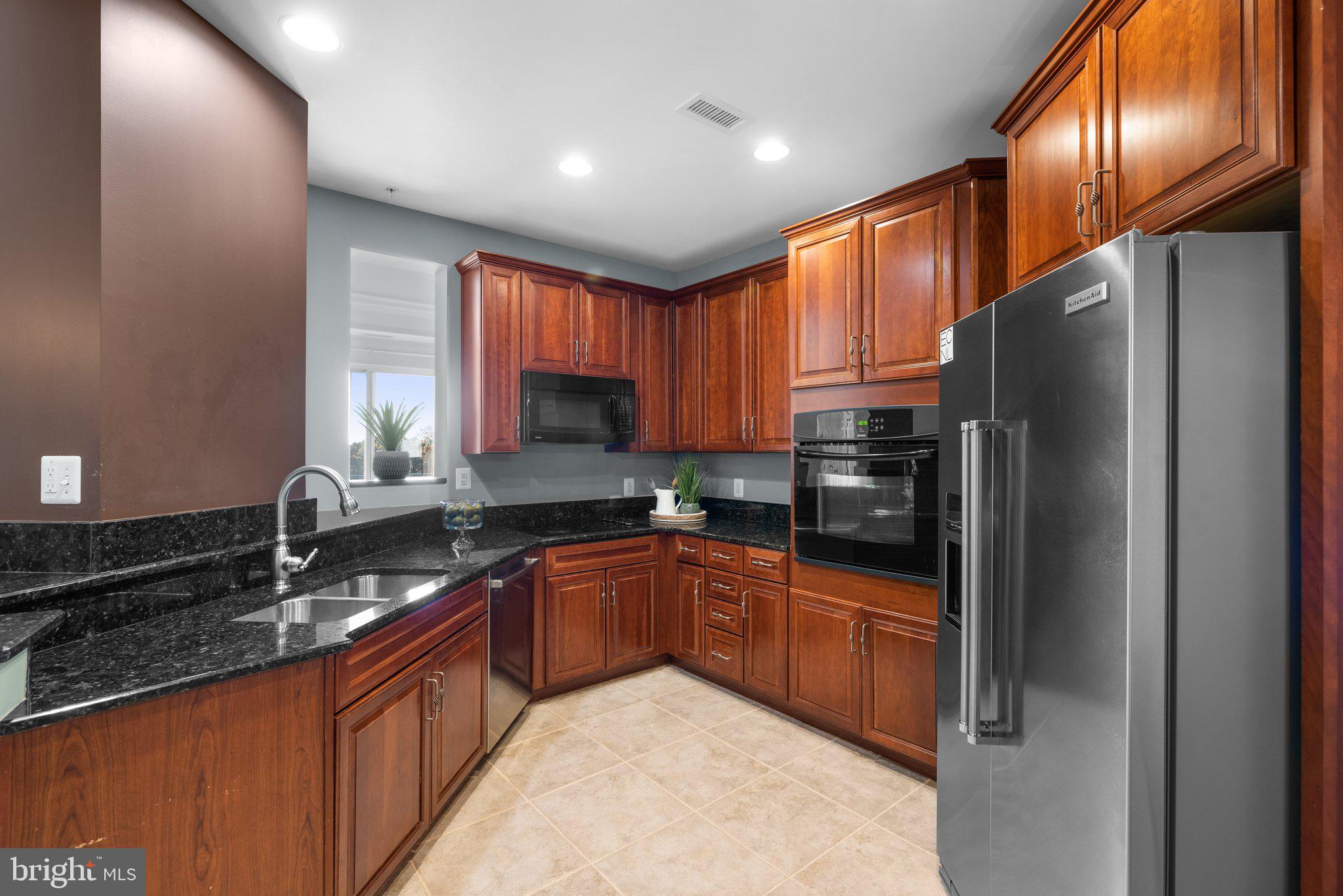 ANNAPOLIS TOWNE CENTRE - Residential