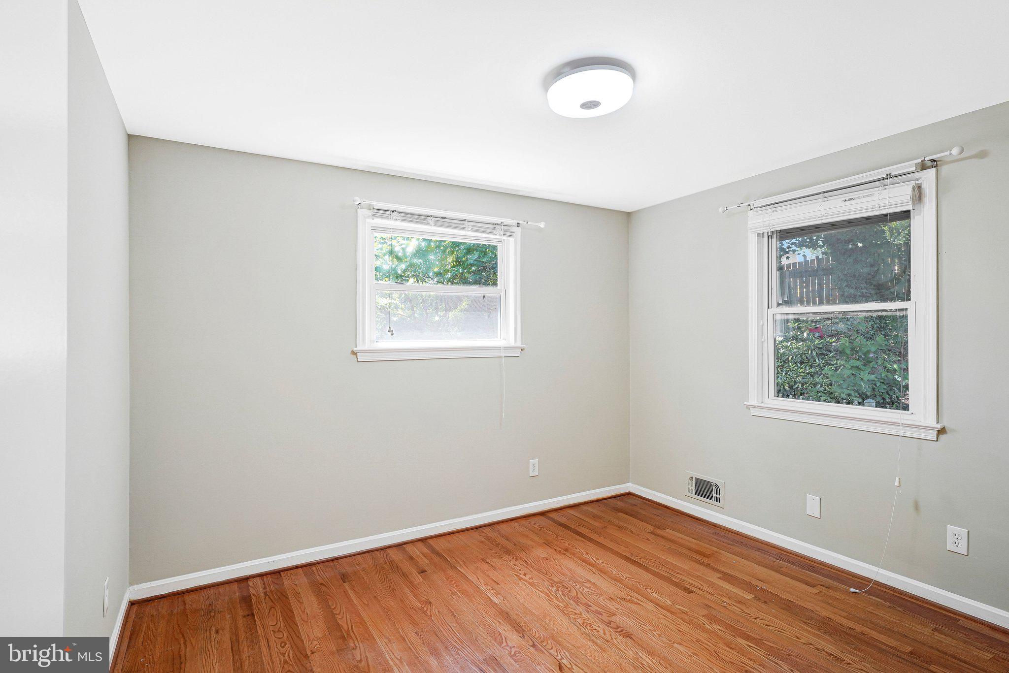 NORTH SPRINGFIELD - Residential