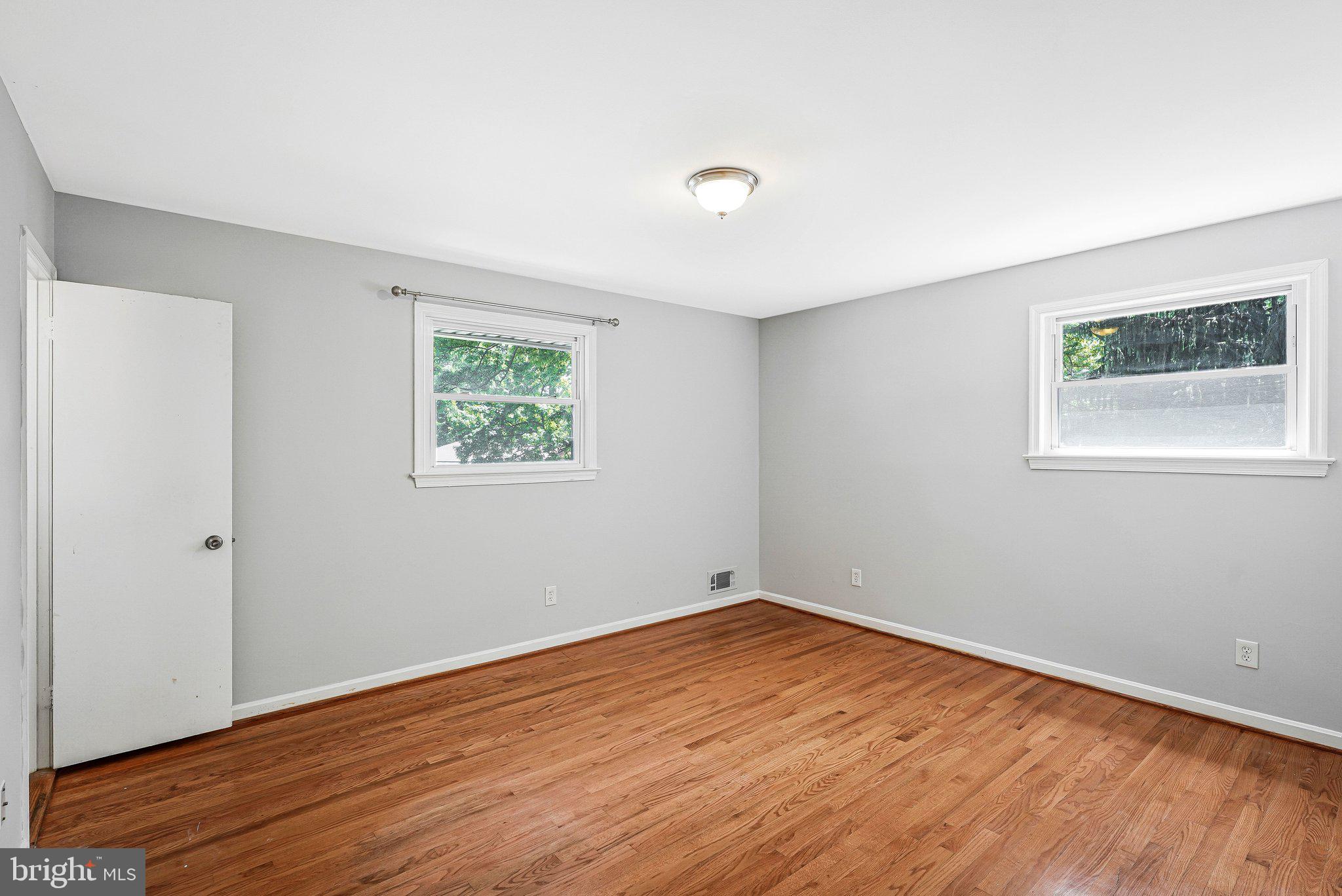 NORTH SPRINGFIELD - Residential