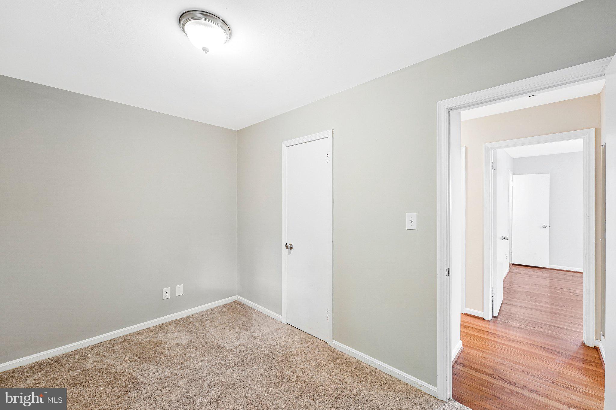 NORTH SPRINGFIELD - Residential