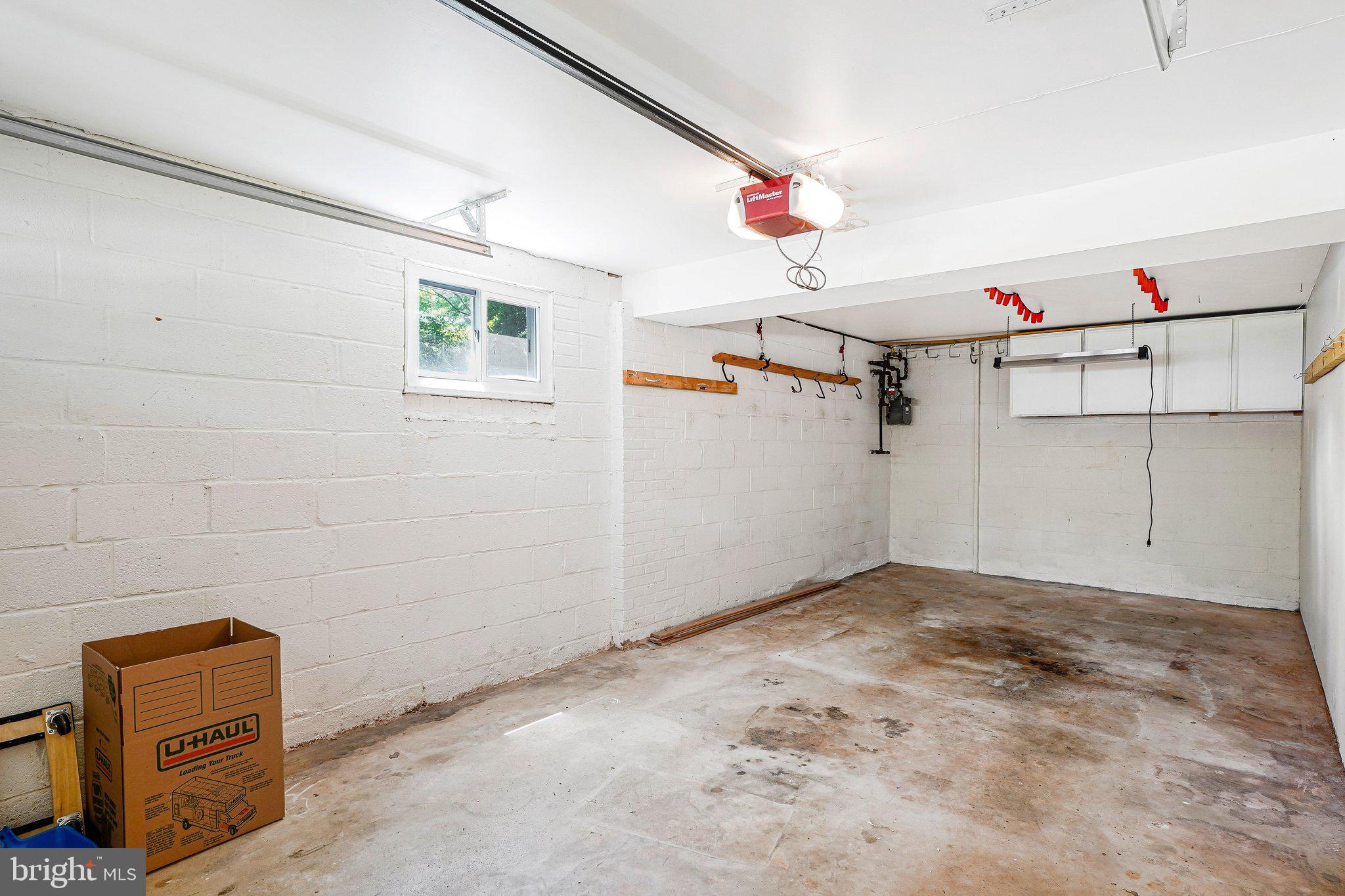 NORTH SPRINGFIELD - Residential