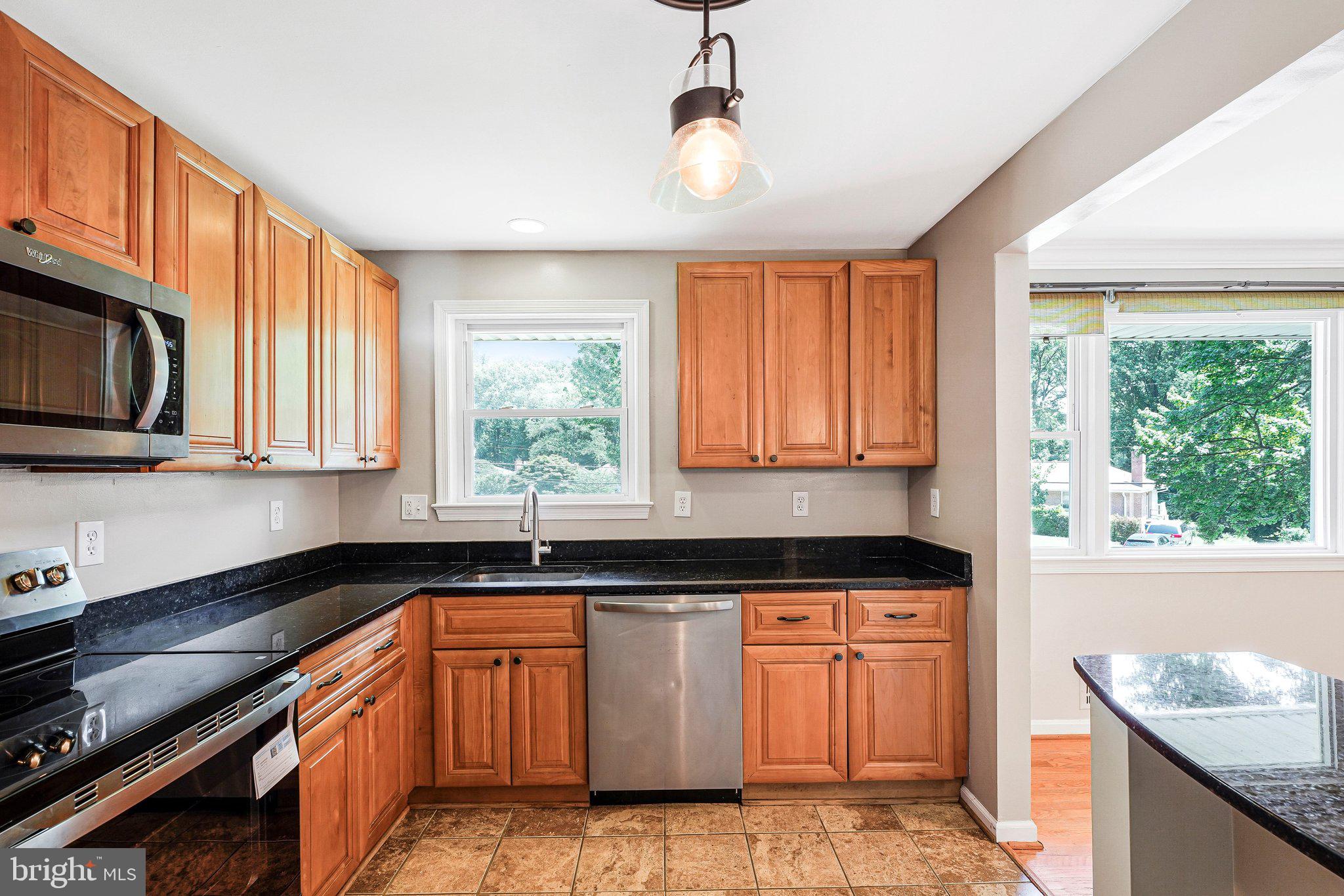 NORTH SPRINGFIELD - Residential