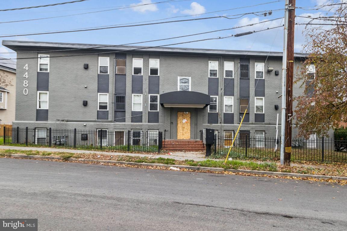 FORT DUPONT PARK - Commercial Sale