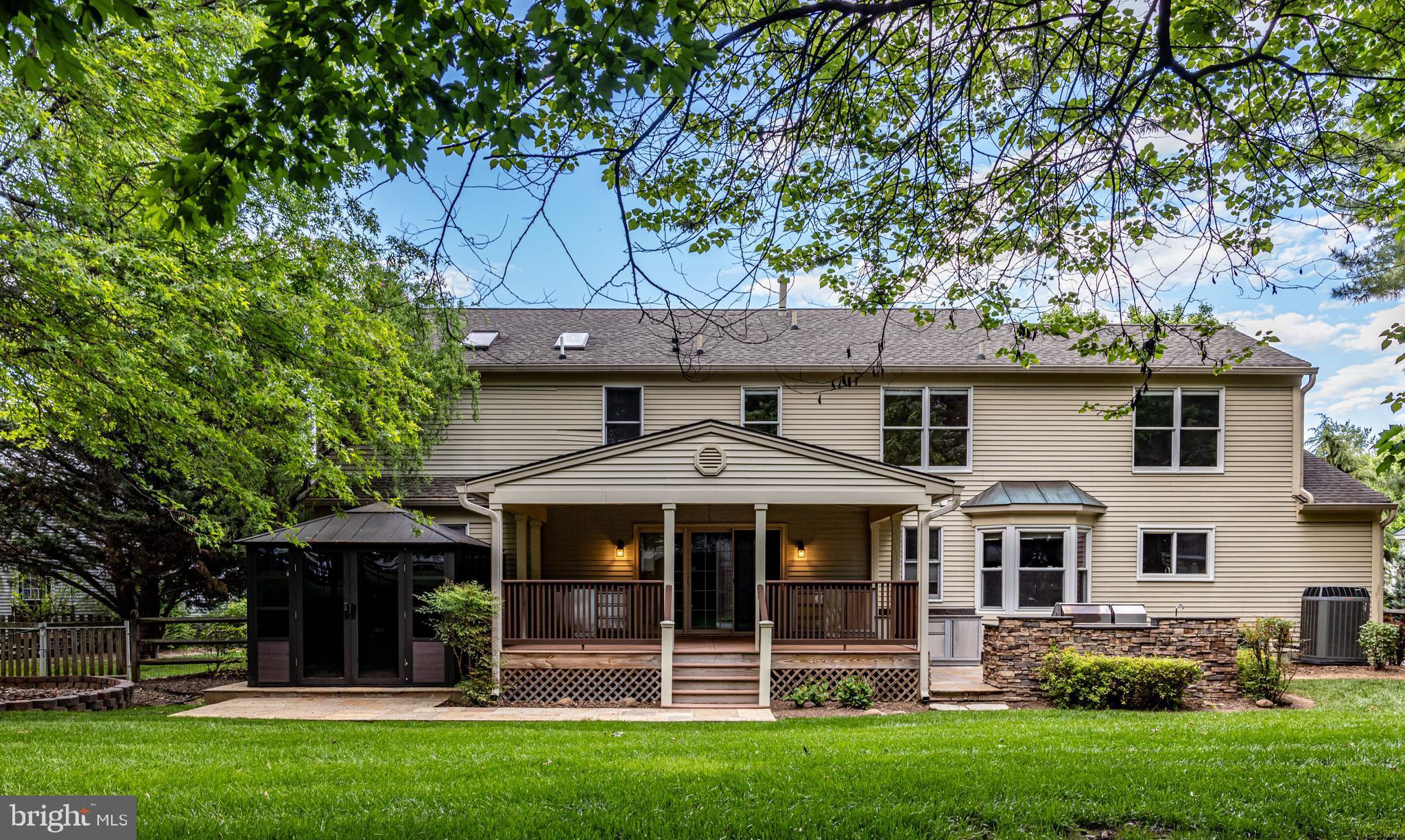 FOXLEIGH MEADOWS - Residential