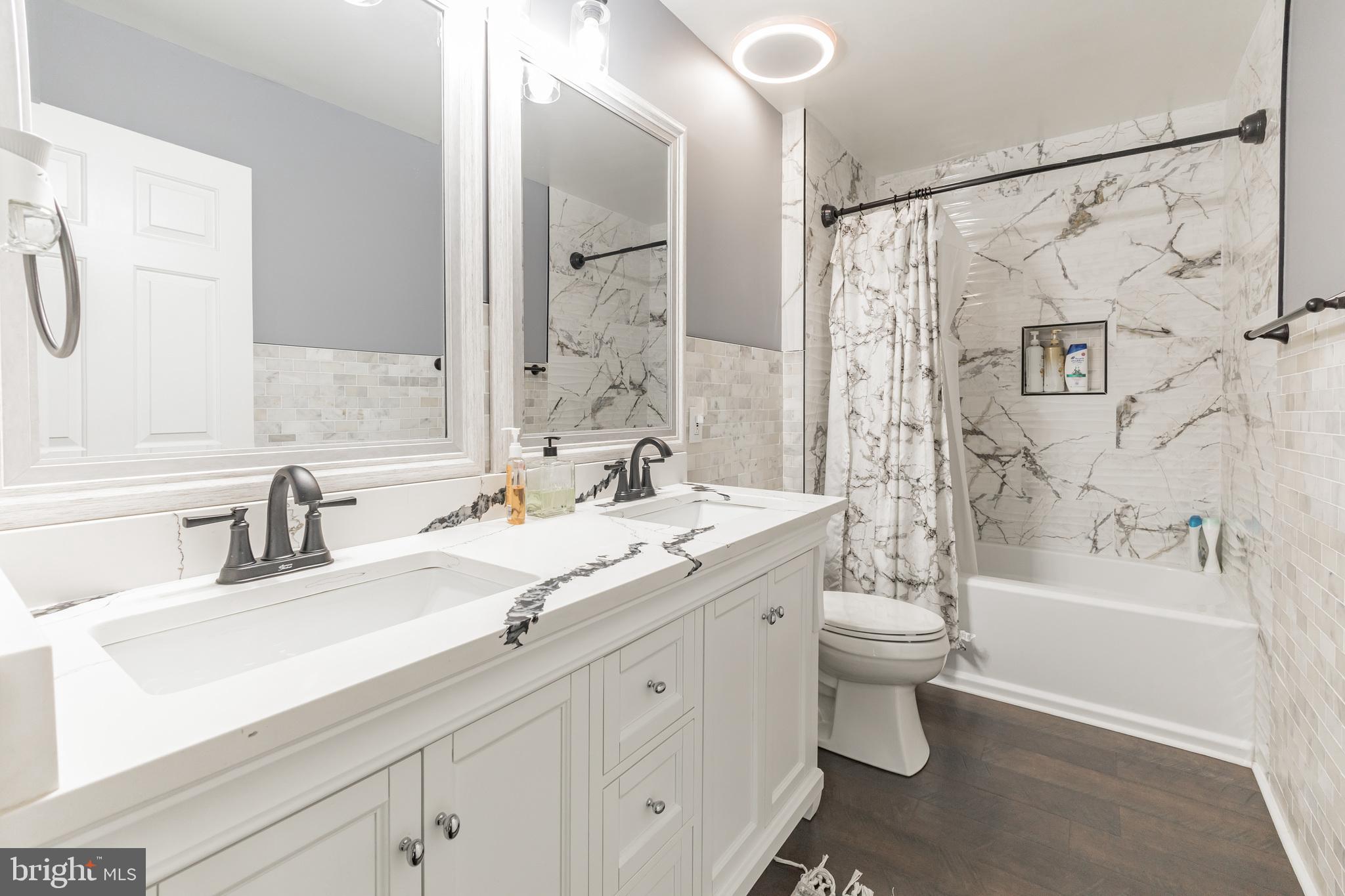 BROOKEFIELD - Residential Lease