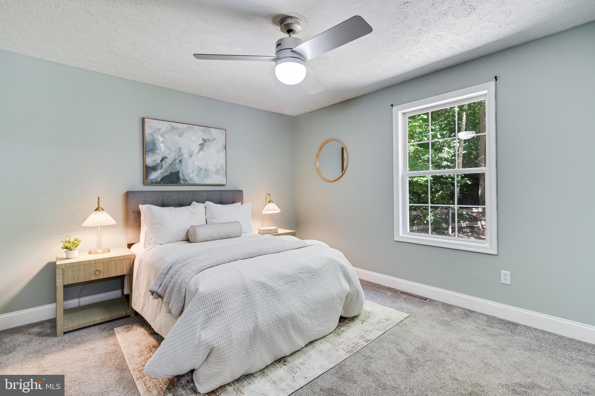 SUMMITT HILL - Residential