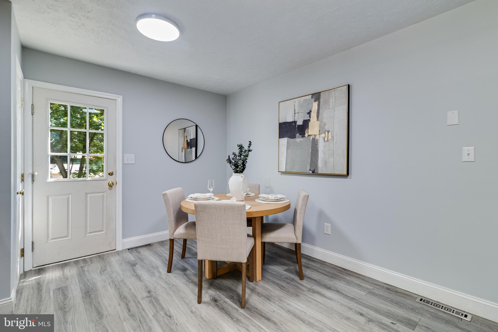 SUMMITT HILL - Residential