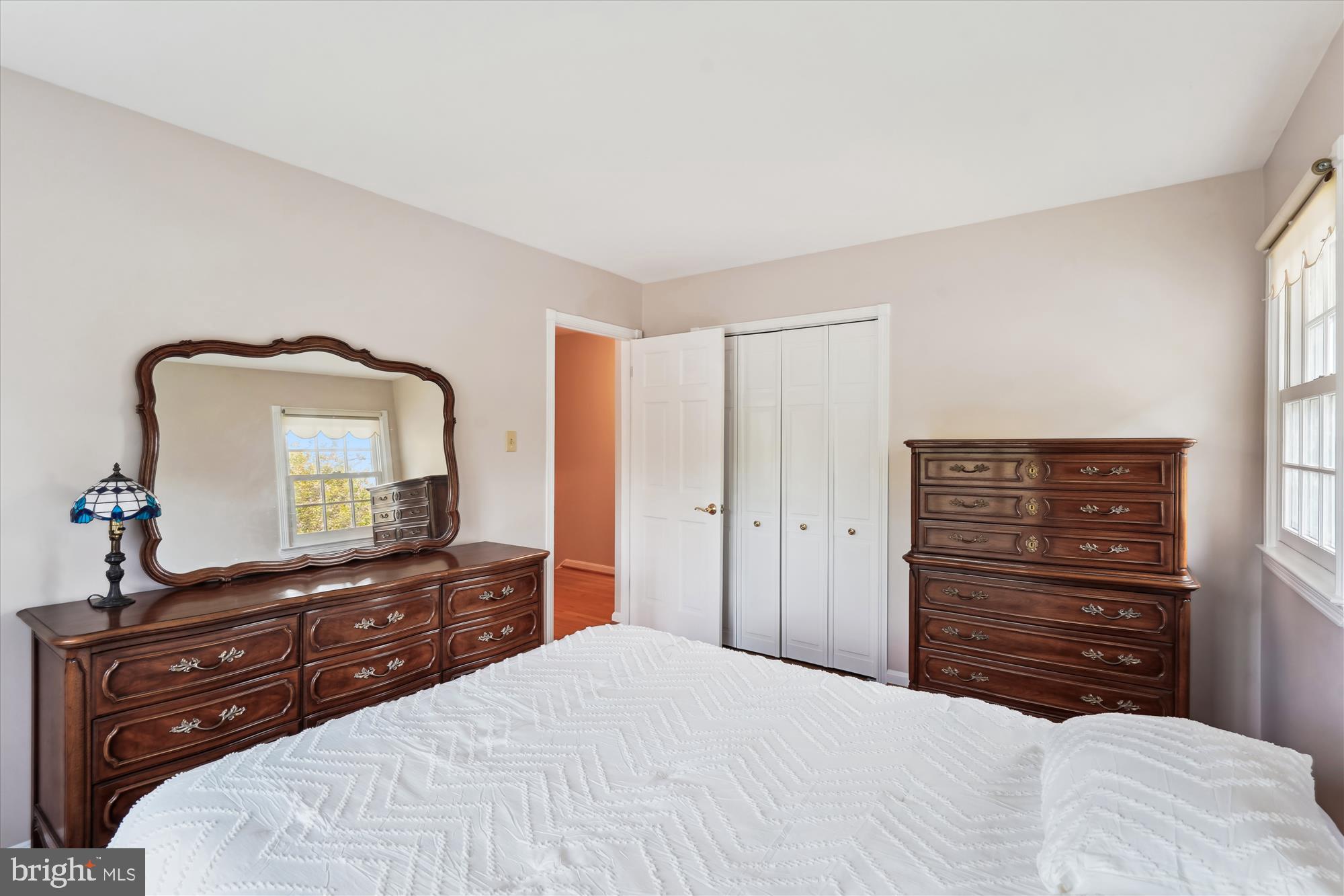 SHOUSE VILLAGE - Residential