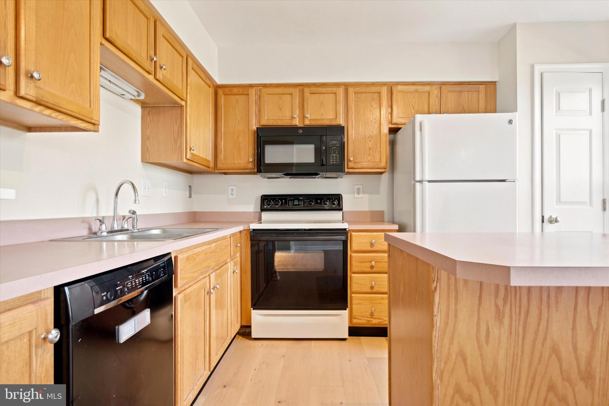 PERKIOMEN CROSSING - Residential