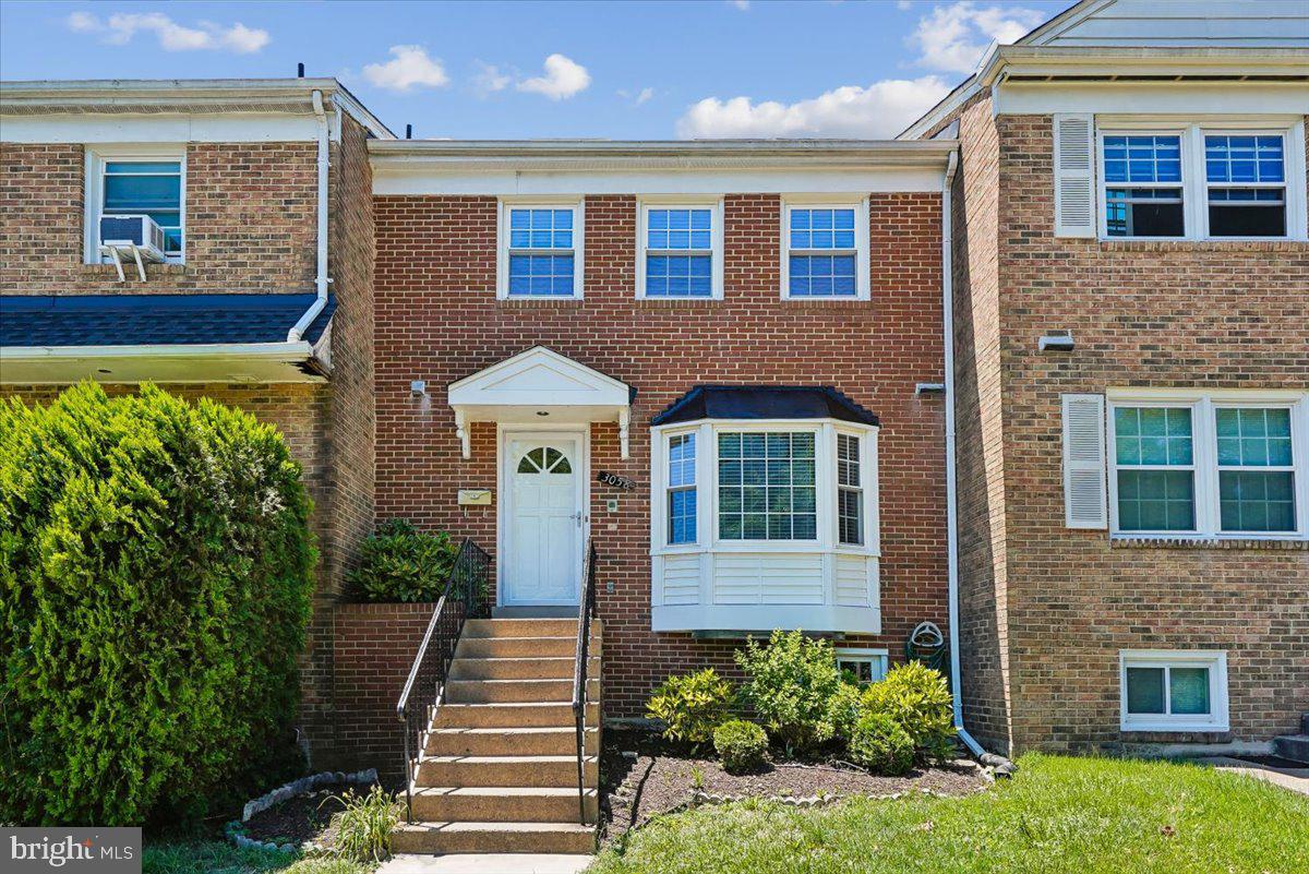 Beautifully & completely updated 3-lvl ALL BRICK TH.  3 BRs + multiple-use room in basement that could be an office, guest room, craft room, study next to a full bath.  Lower-level has a new Luxury Plank Floors, a new bathroom, Family Room with FP & wet bar and French door to fenced patio, semi-finished laundry rm w/W&Dryer.  Main Level  has New Luxury Plank Floors thru-out, Eat-in Kitchen w/Bay Window, granite counters & stainless steel appliances (brand-new stove, new Frig, DW & Disposal 2024 or 2025, big LR, separate DR; upper level & stairs new w-to-w carpet, renovated  Primary & Hall Bathrooms. New Ceiling Fans in all BRs & Kitchen. New storm doors front and LL Back.  2-inch white wood blinds throughout.  Roof 2019; Windows approx. 2015.  New paint inside.  MOVE-IN Ready.  Tot Lot across the quiet street.  Not a thru street.  Windows & gutters just professionally cleaned and ready for Fall.  Quiet neighborhood, yet couple of blocks to grocery, restaurants, Michael's, MicroSoft Center and just a little further to Vienna Metro, Mosaic District.  OPEN SUNDAY, July 5, 2-4 pm.  COME BY & BUY.  OWNER/LISTER LICENSED RE AGENT