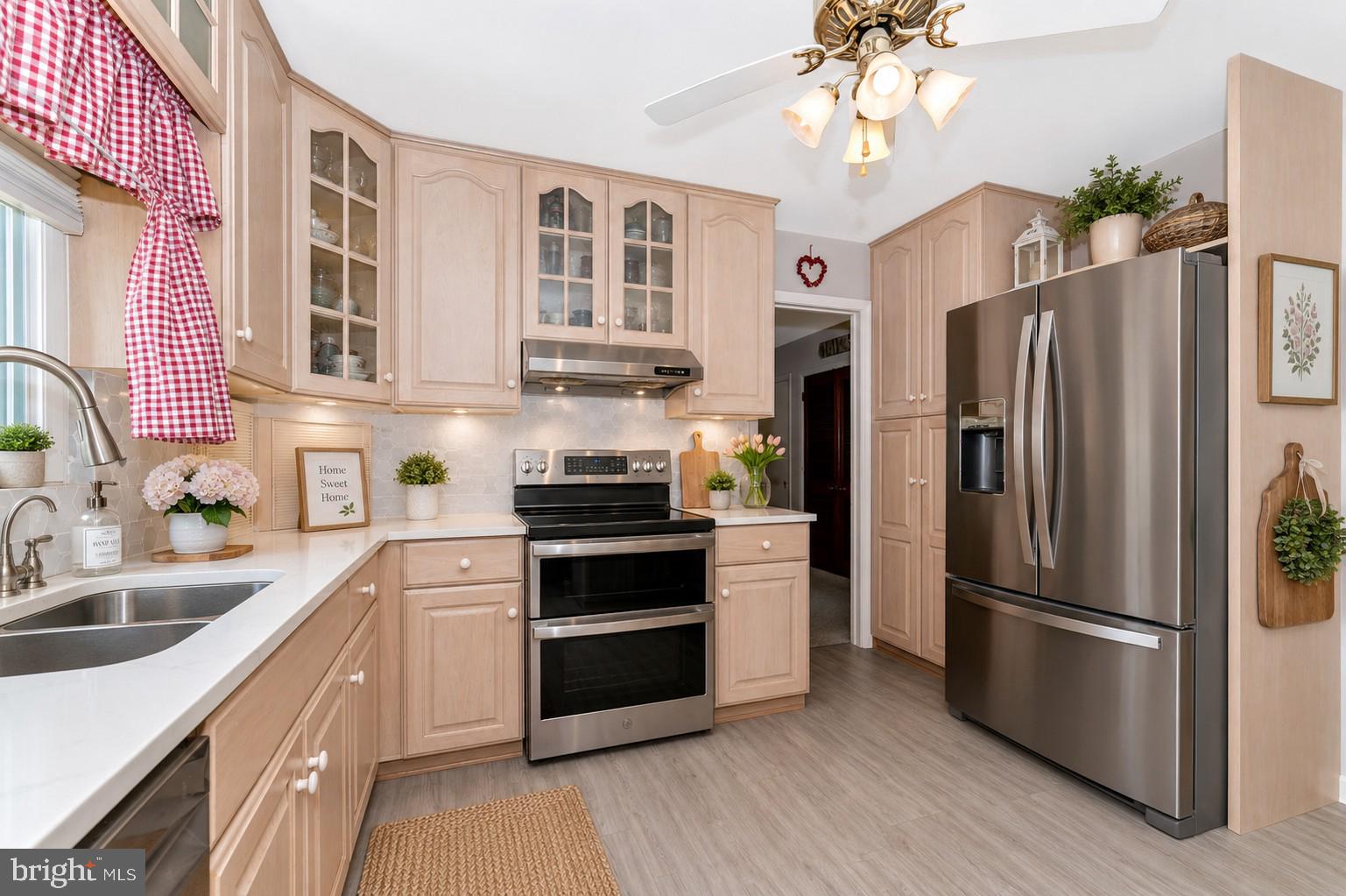 OAK ACRES - Residential