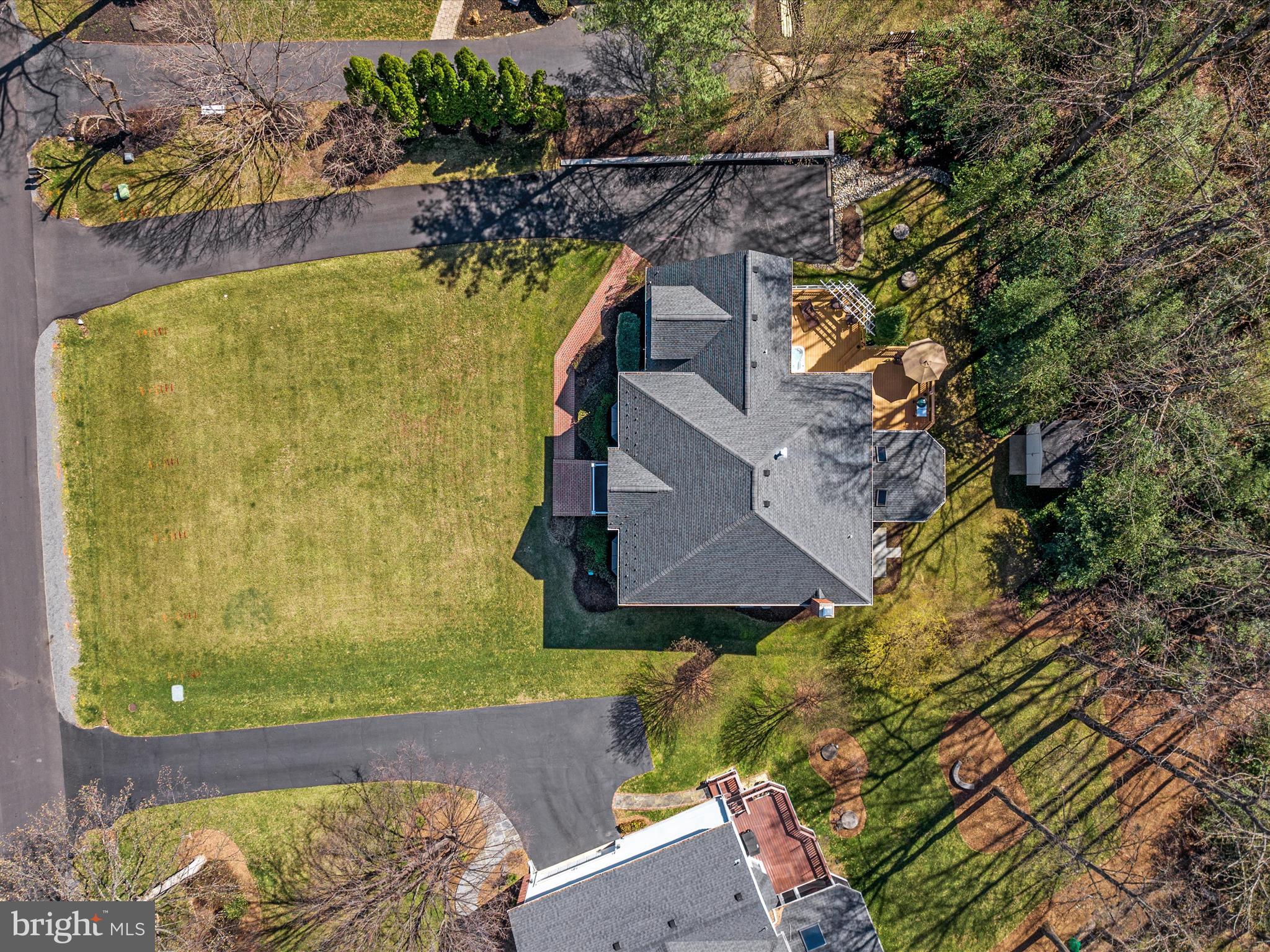 HUNT VALLEY ESTATES - Residential