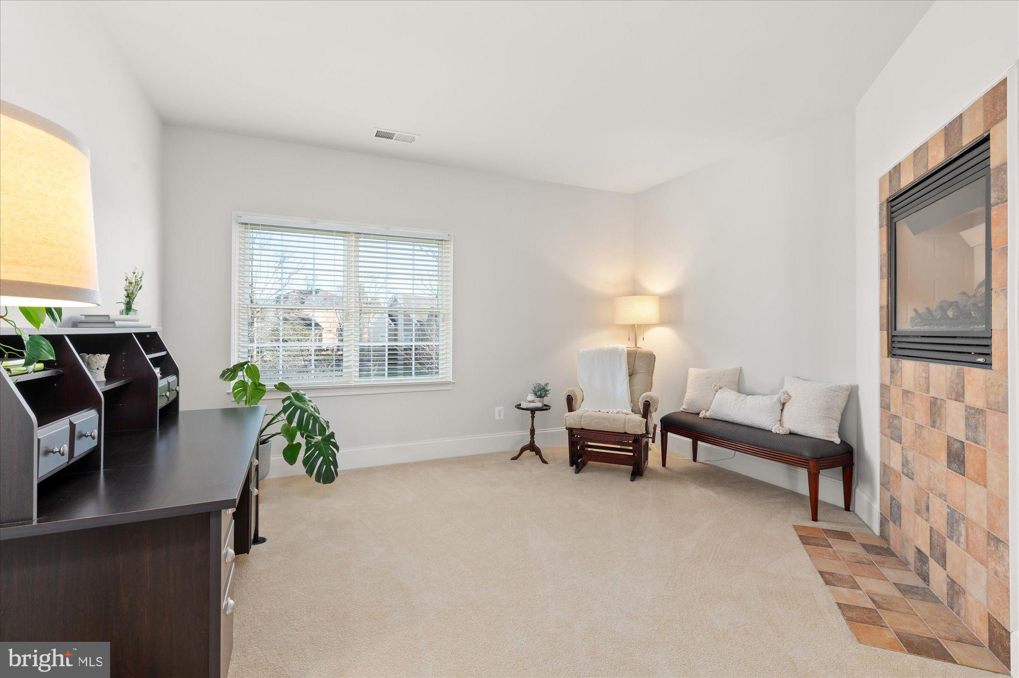 BELMONT COUNTRY CLUB - Residential