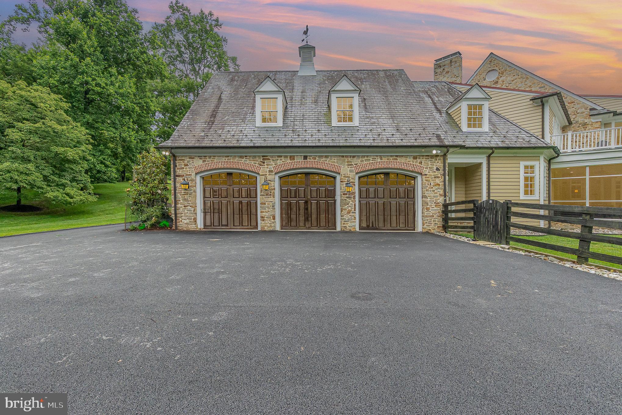 MONKTON - Residential