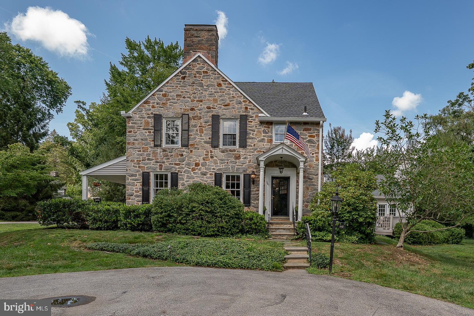STRAFFORD VILLAGE - Residential