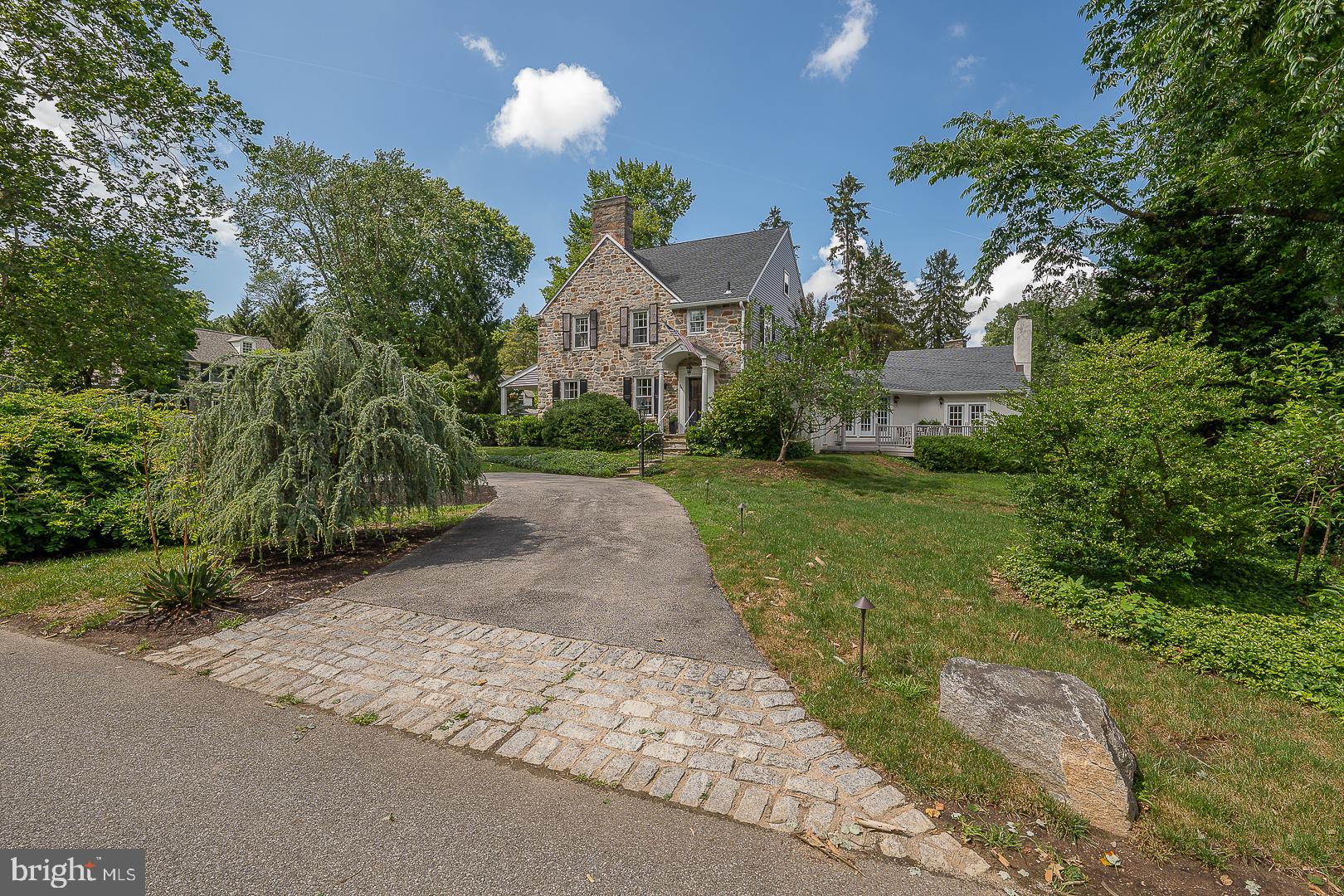 STRAFFORD VILLAGE - Residential
