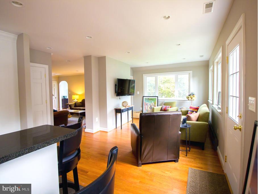 BARCROFT - Residential