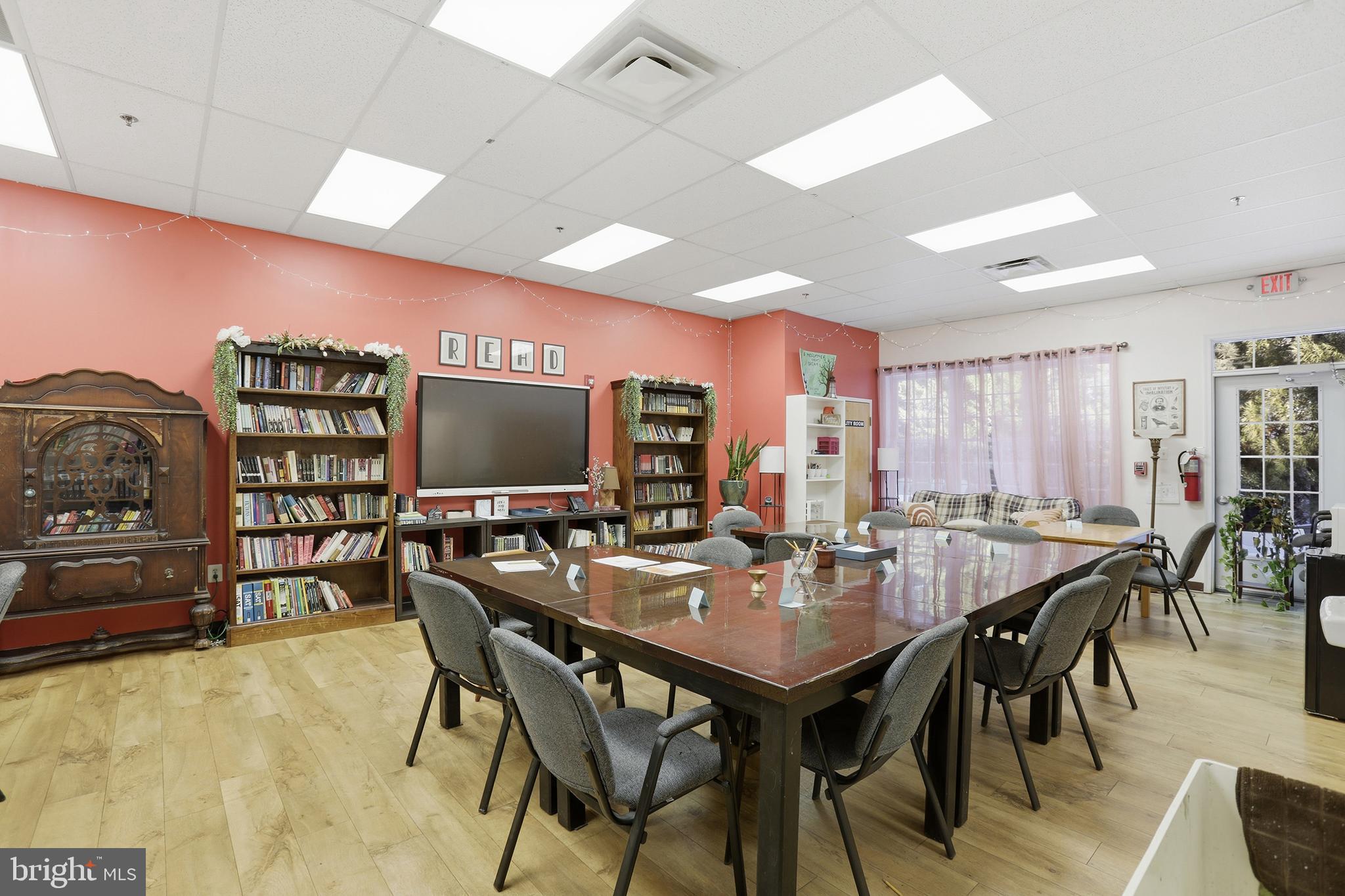EPSOM FARM - Commercial Sale